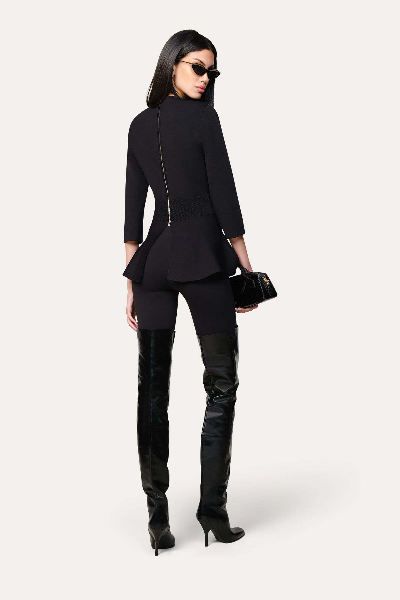 Elie Tahari Milano Sculpt ED5YJ515 top czarny dopasowany
