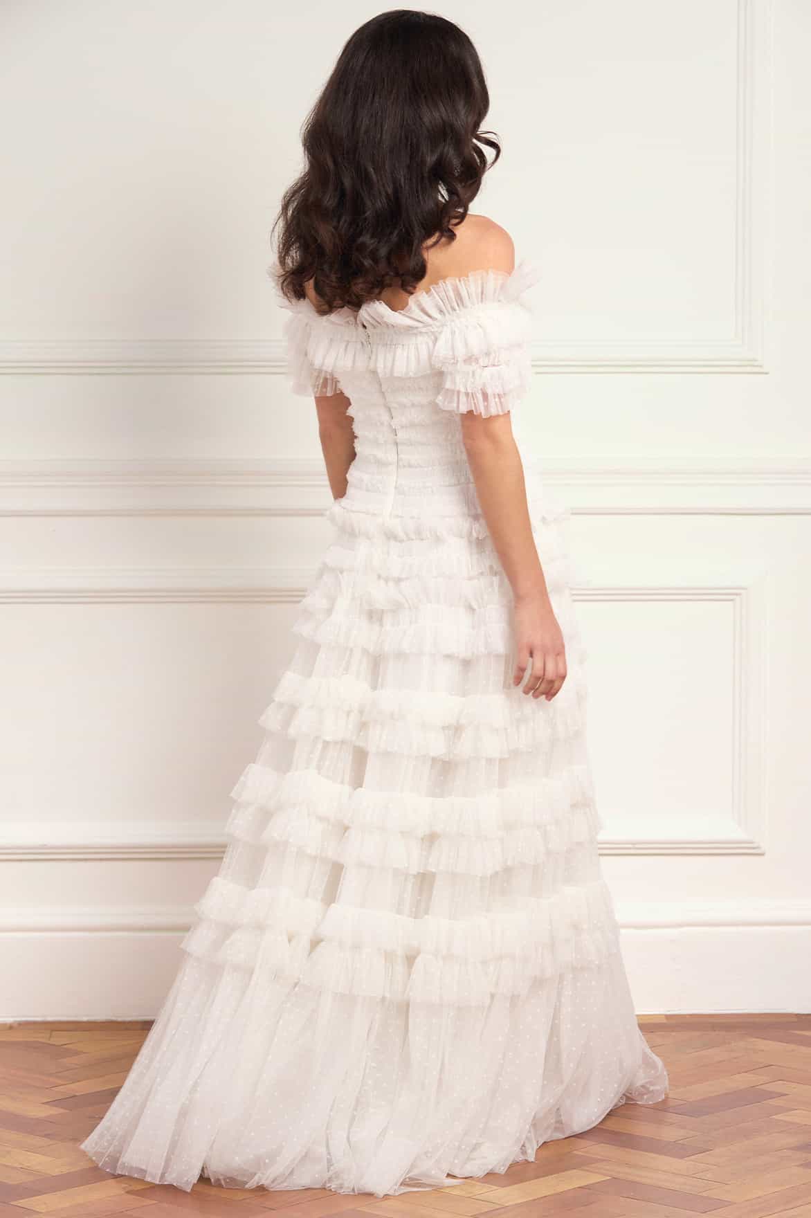 Needle & Thread Lisette Ruffle Off-Shoulder Gown suknia biała