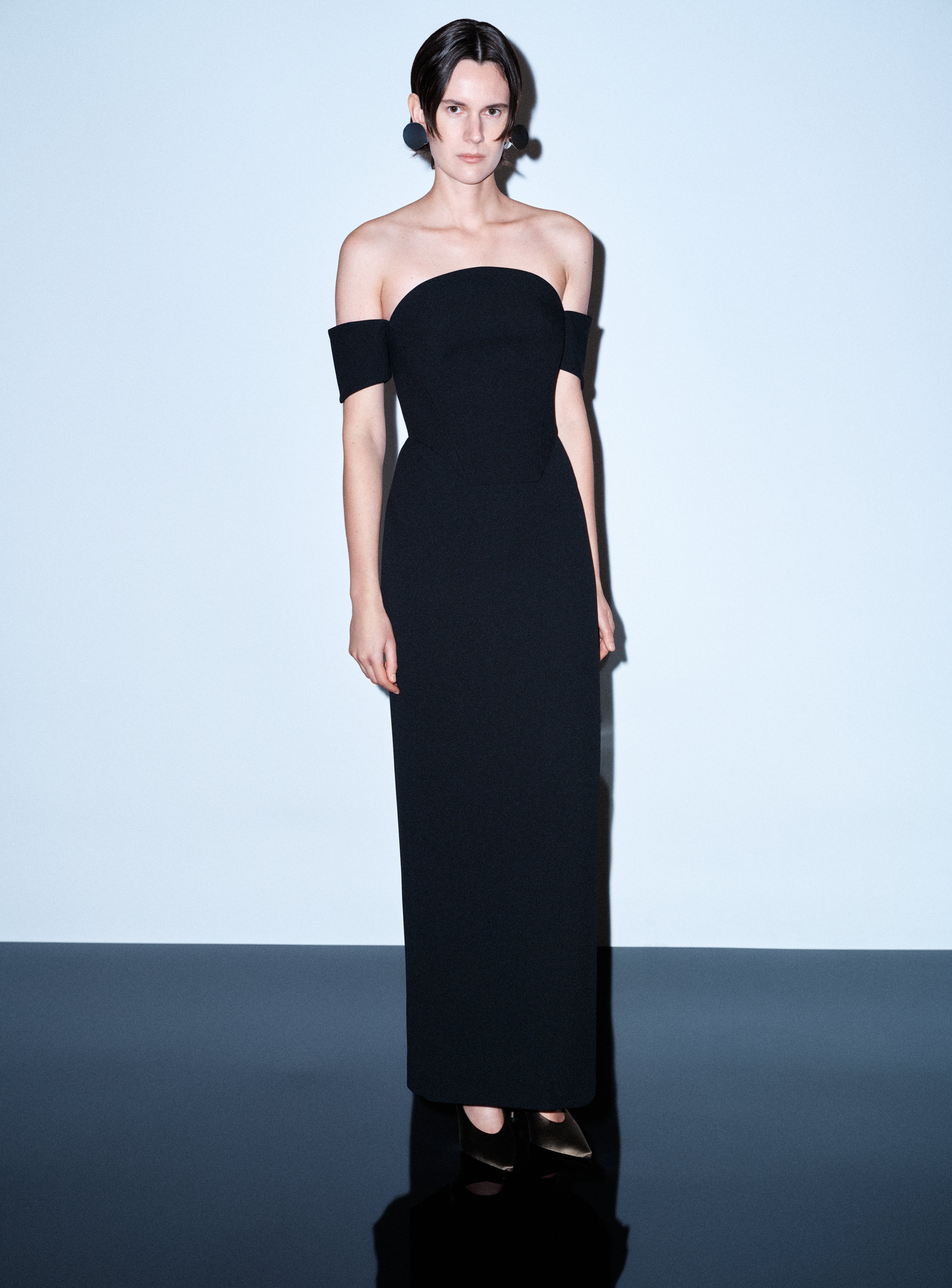 SOLACE LONDON Wymore sukienka maxi czarna gorsetowa