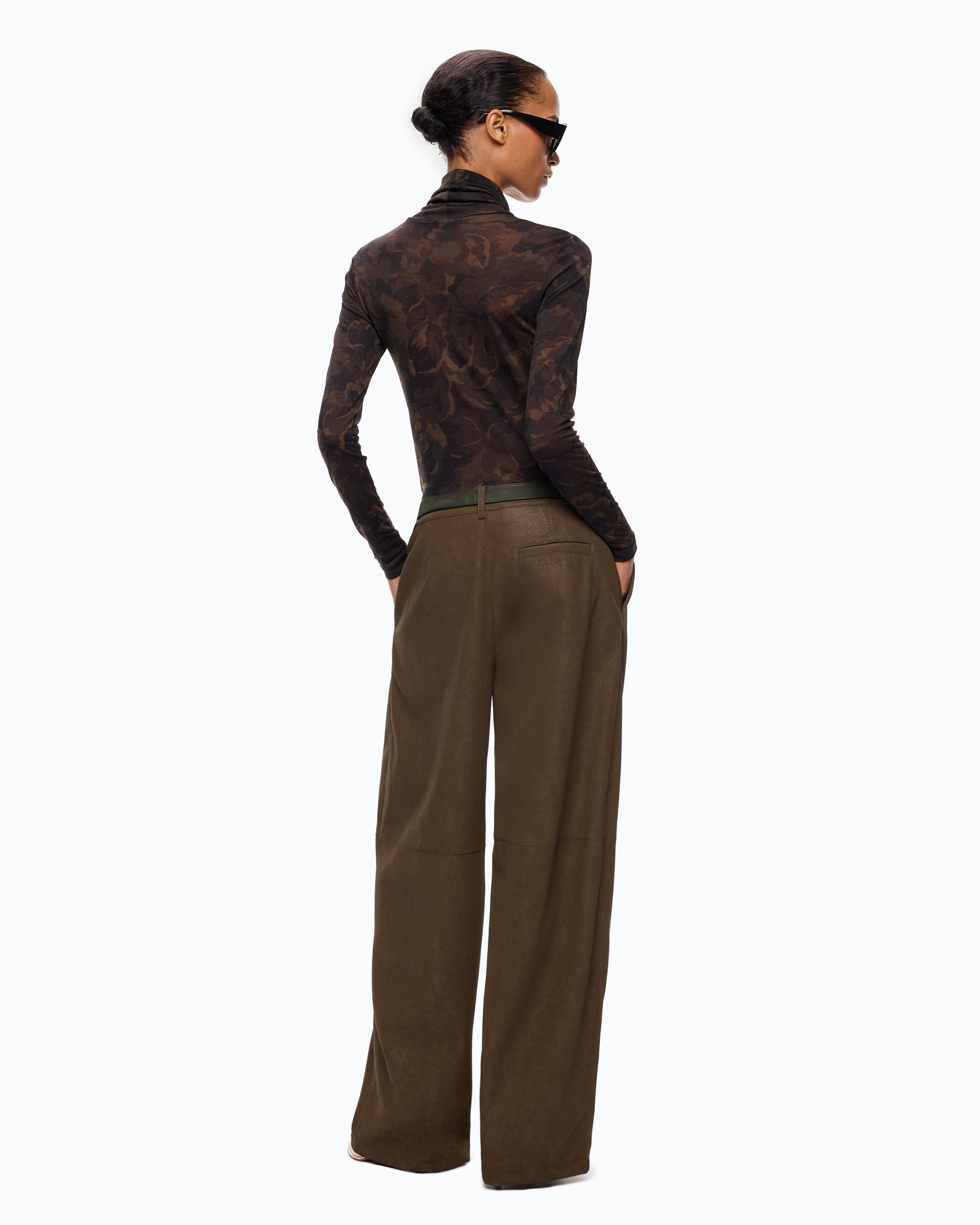 Pinko Brendola Turtleneck golf czarny kwiatowe moro