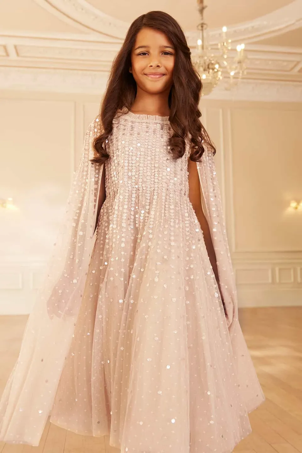 Needle & Thread Moonlight Sequin Cape sukienka dziewczęca oyster