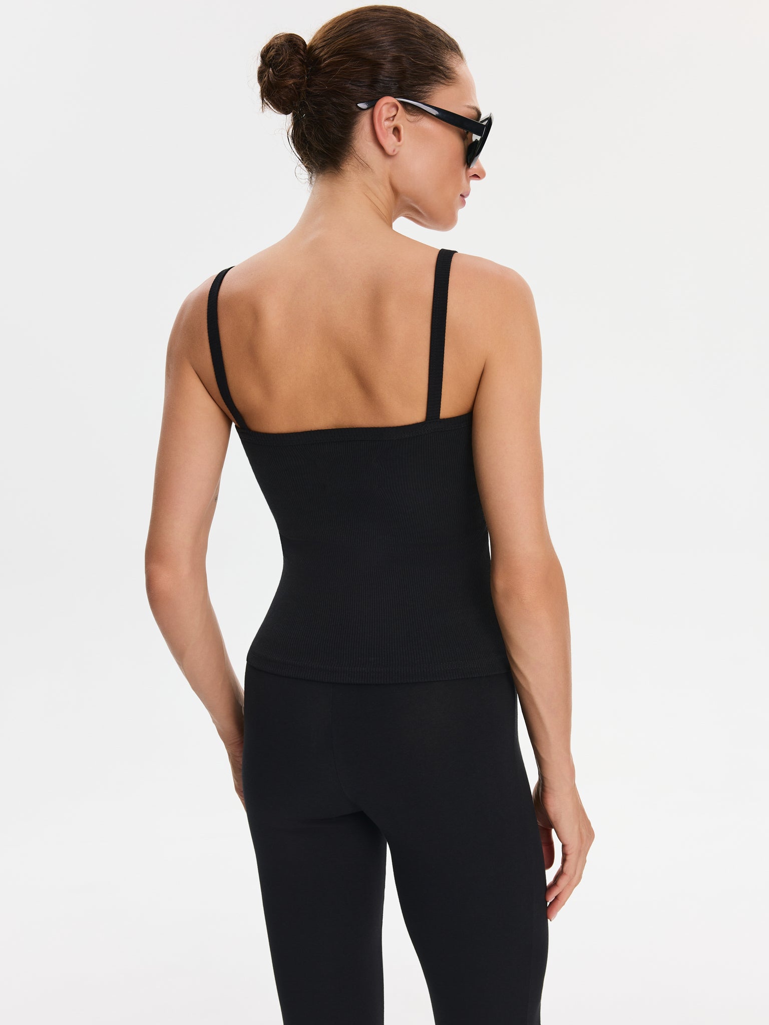 Nudyess Alex prążkowany top na ramiączkach Black