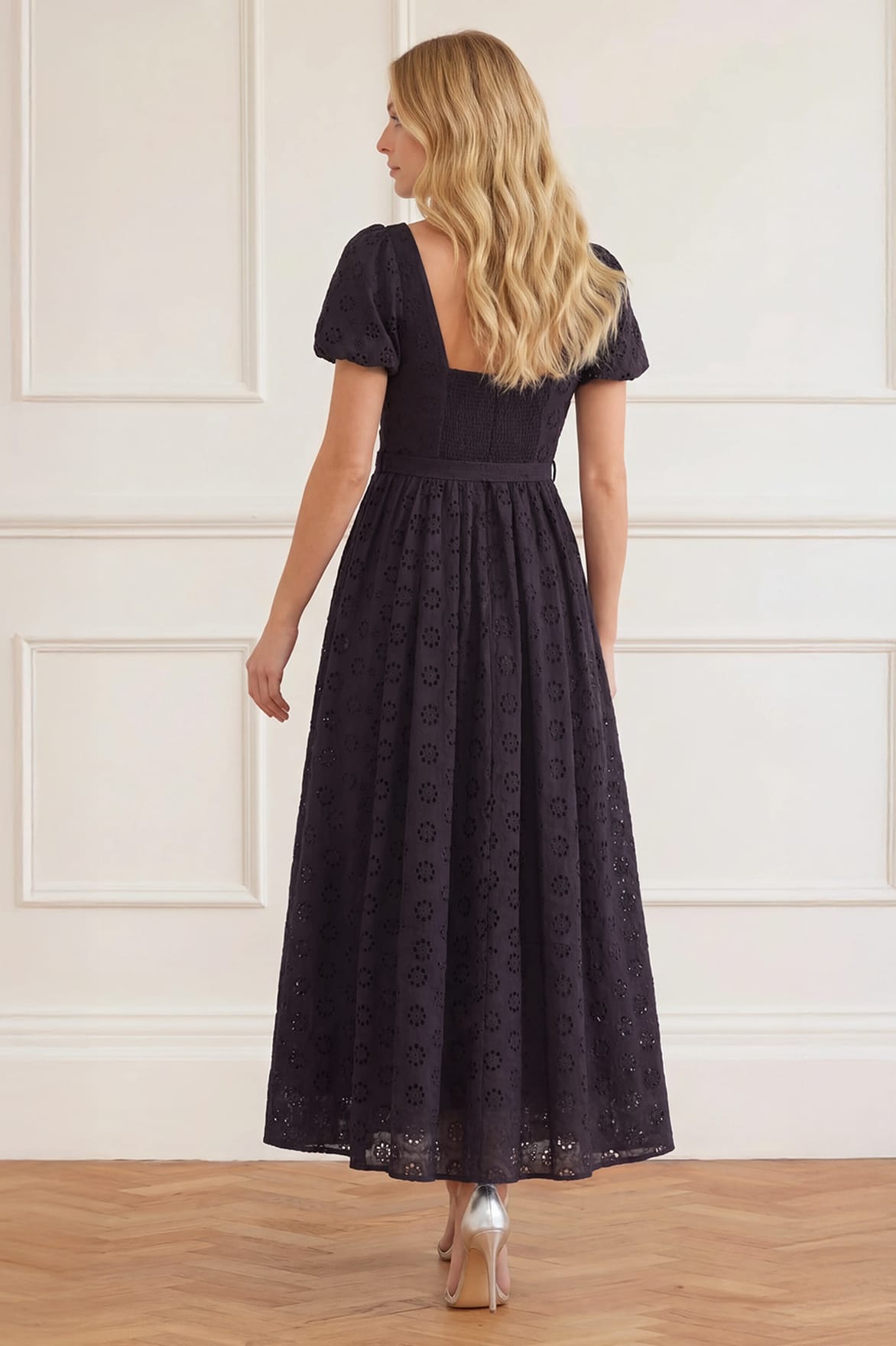 Needle & Thread Romilly Cotton Broderie Ankle Gown sukienka czarna