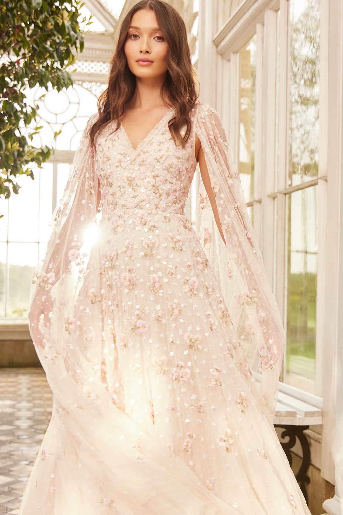 Needle & Thread Dahlia Ditsy Ankle Gown suknia kremowa haftowana