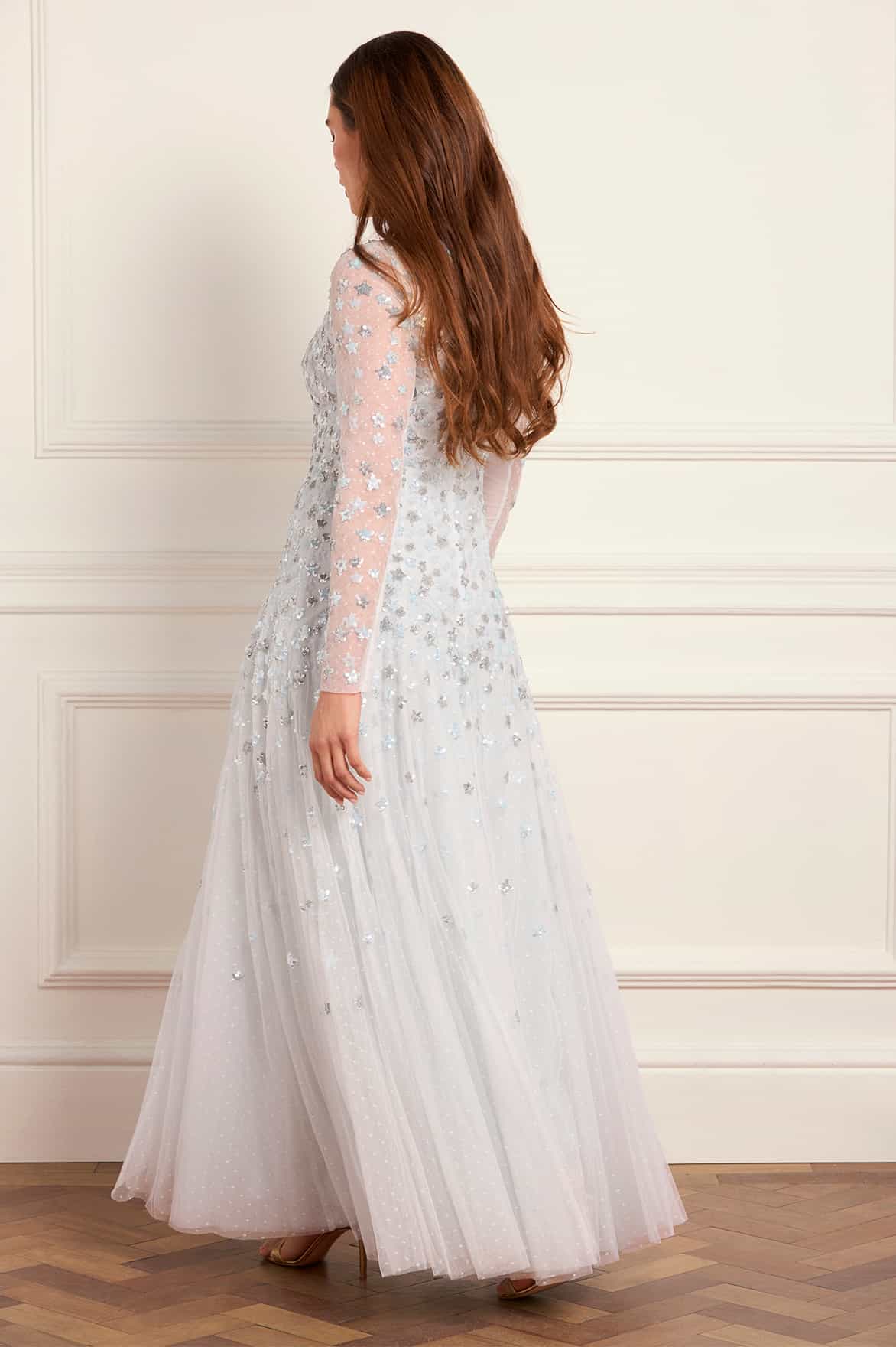 Needle & Thread Starry Nights Round Neck sukienka wieczorowa niebieska w gwiazdki
