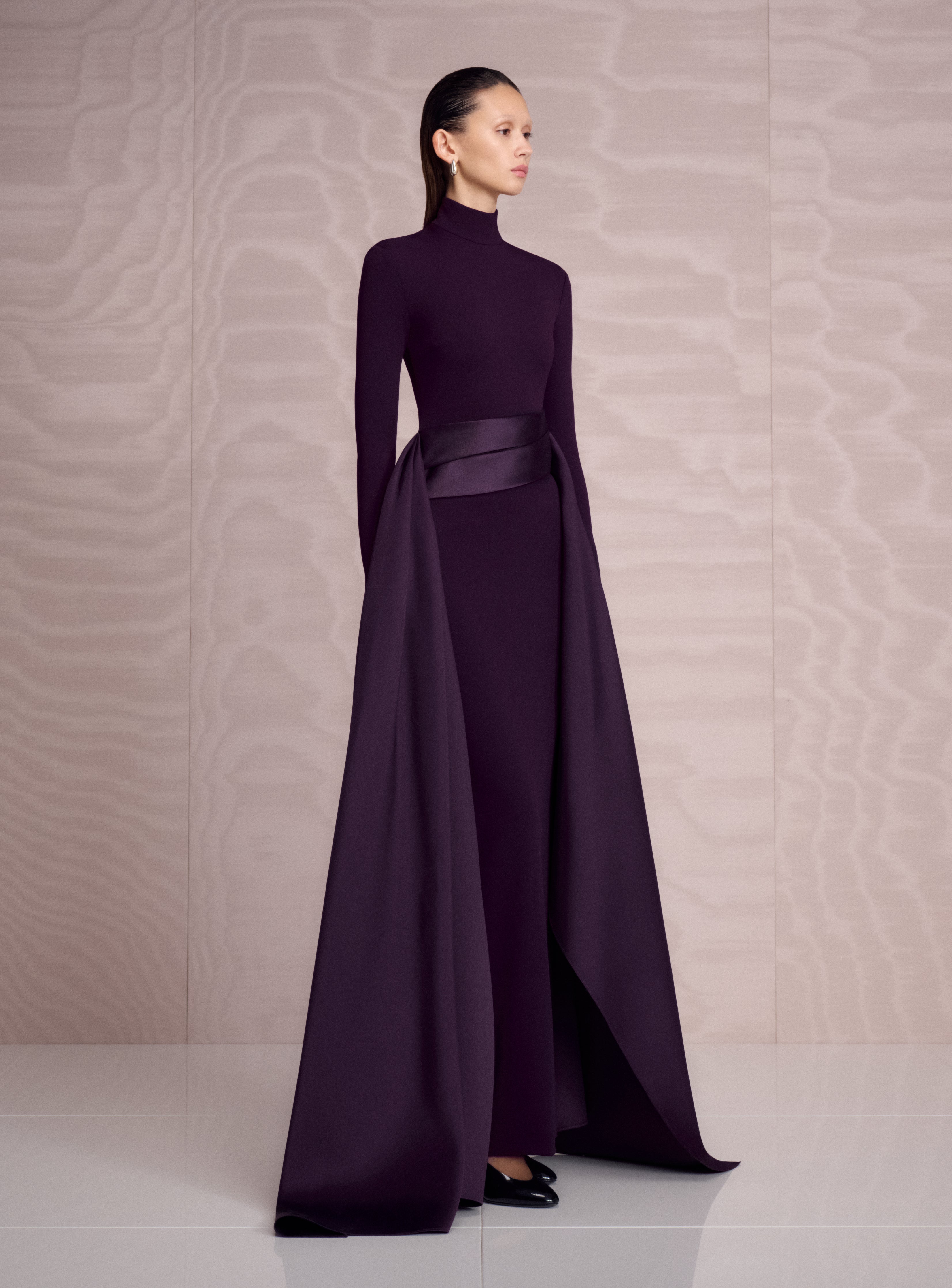 SOLACE LONDON Olivia sukienka wieczorowa Plum długi rękaw