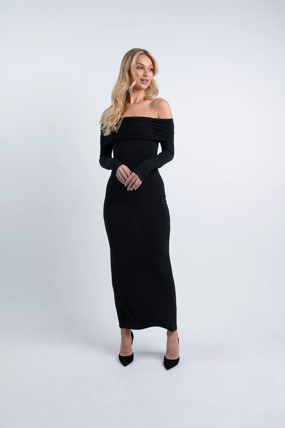 Nudyess Wish sukienka maxi czarna odkryte ramiona modal