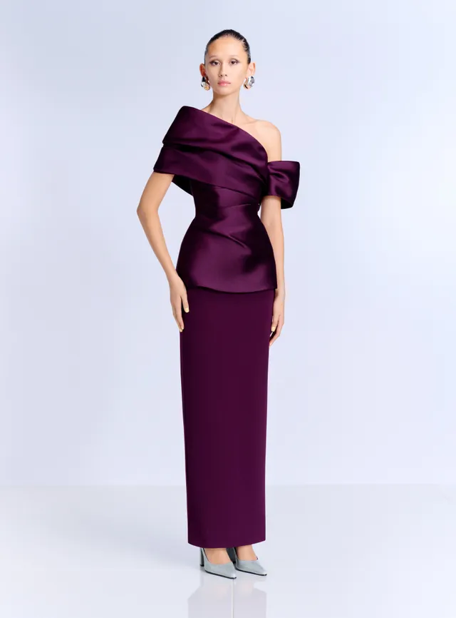 Solace London Lucine sukienka wieczorowa fioletowa maxi odkryte ramiona
