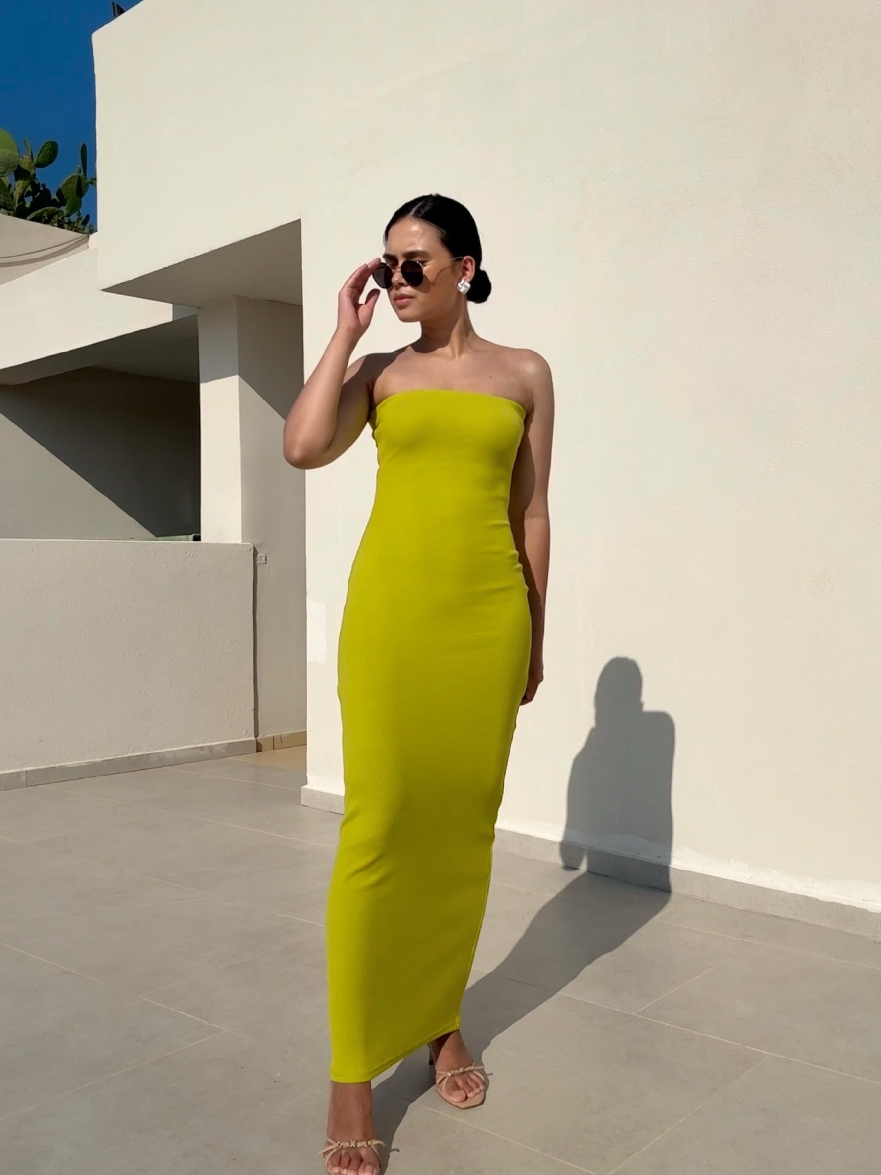 Nudyess Melrose sukienka maxi tuba limonkowa