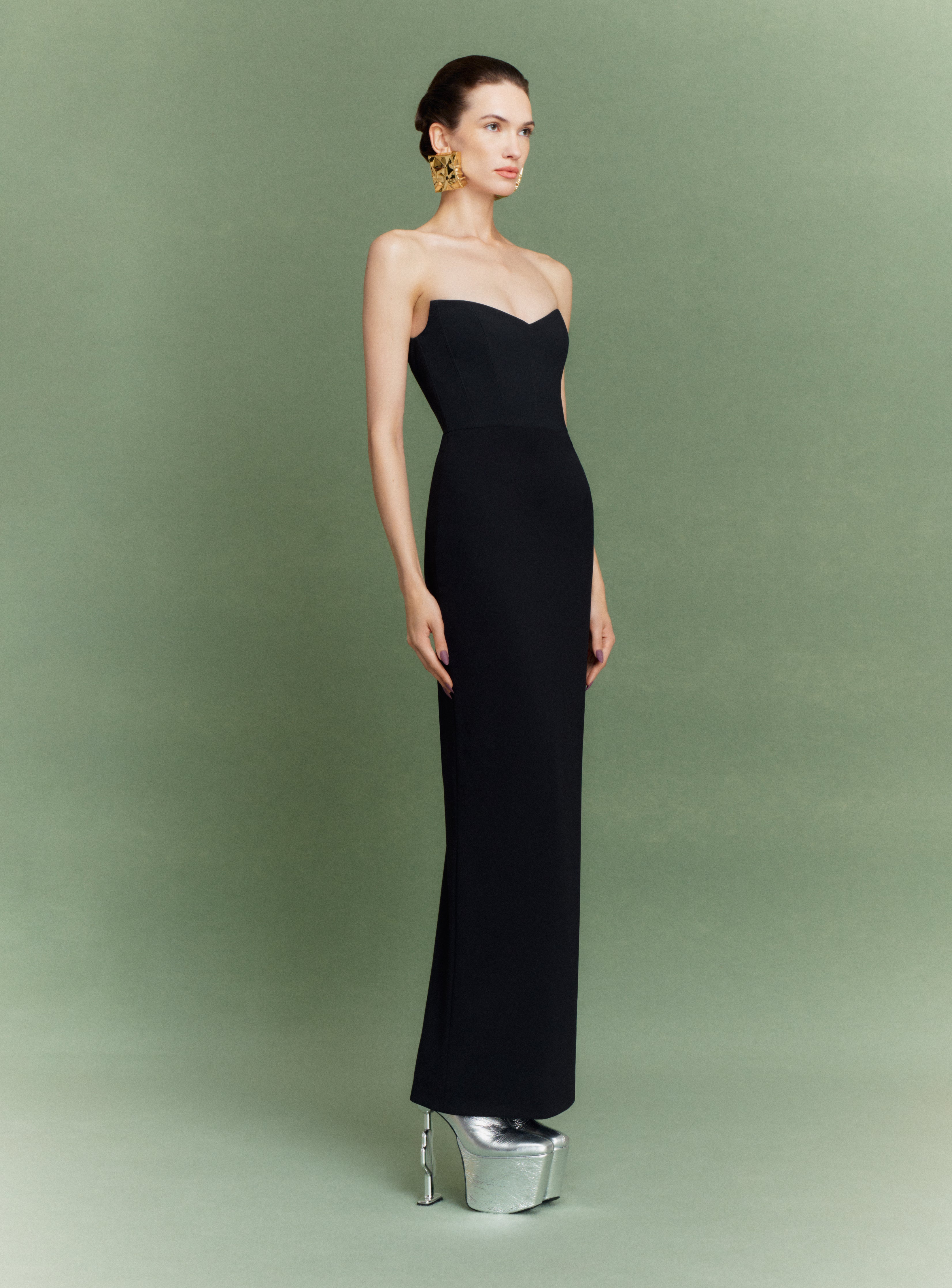 Solace London Malla Maxi sukienka czarna bez ramiączek