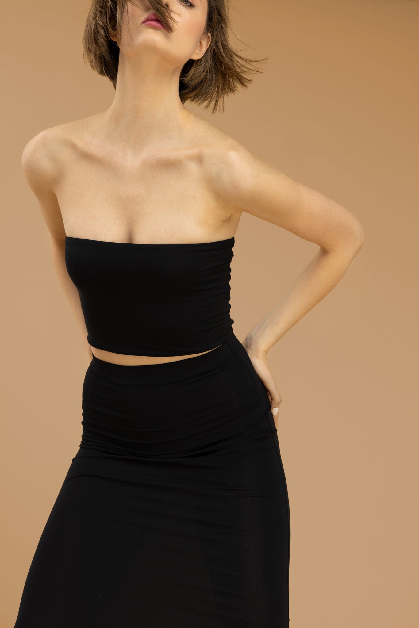 Nudyess Breake Long top bardotka Black modal