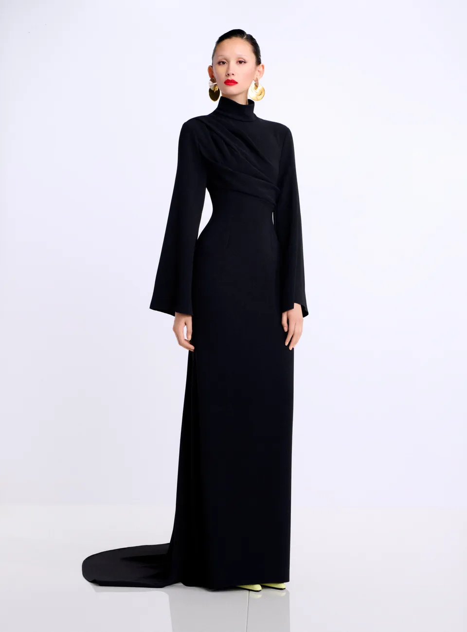 Solace London Swinton sukienka wieczorowa czarna maxi długi rękaw