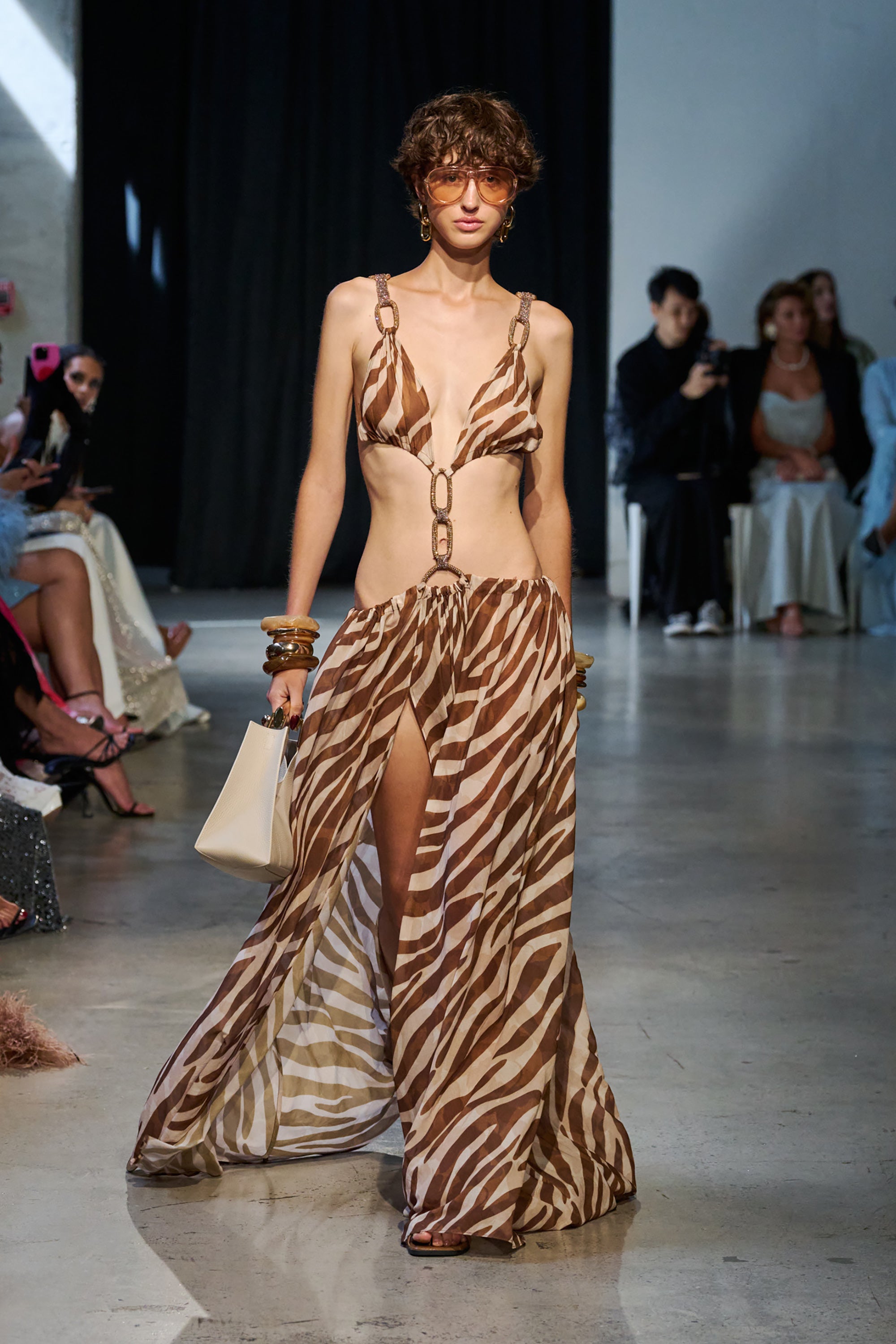 Bronx and Banco Nala Cutout Maxi Dress sukienka zebra z wycięciem