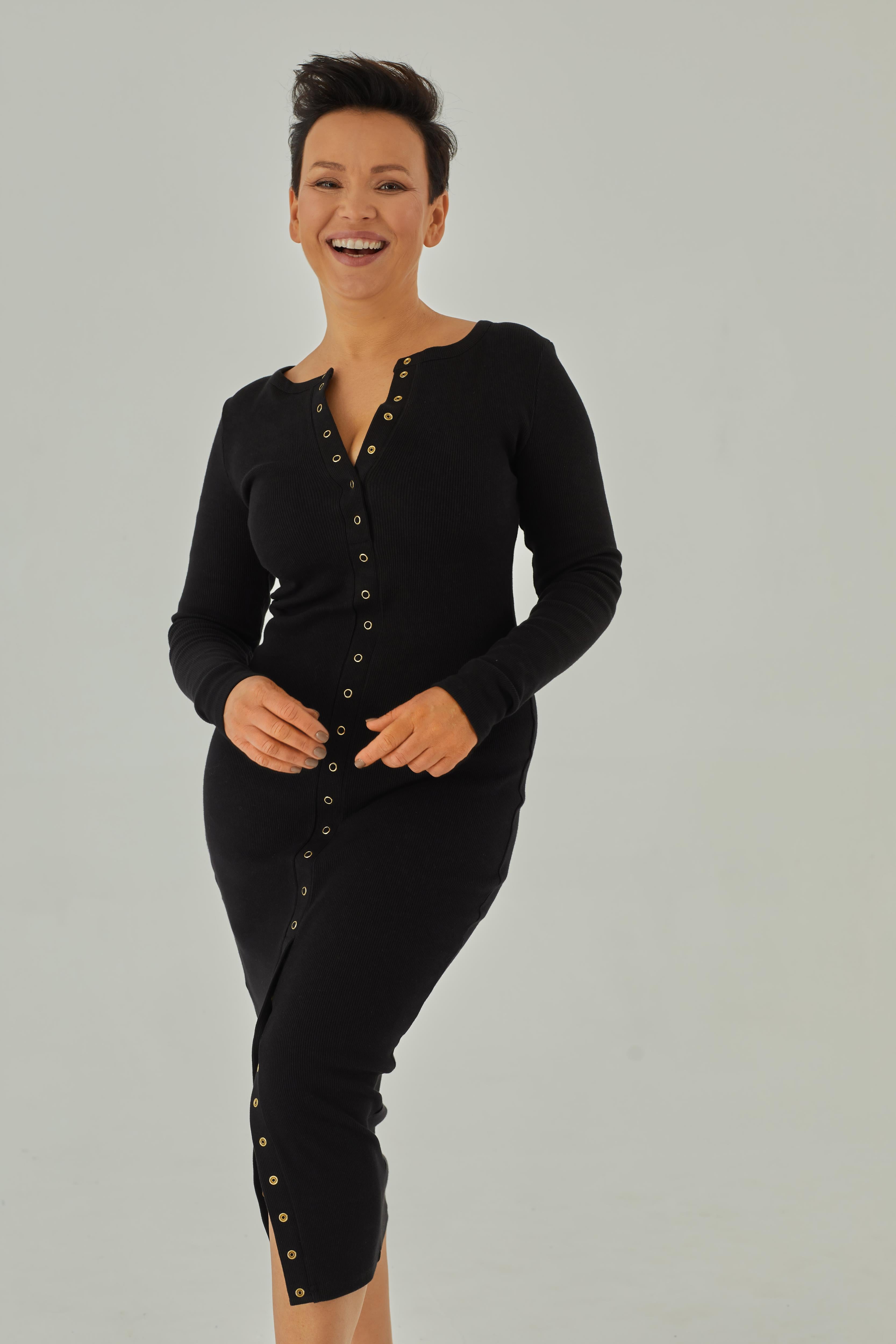 Nudyess Delta sukienka midi na napy Black