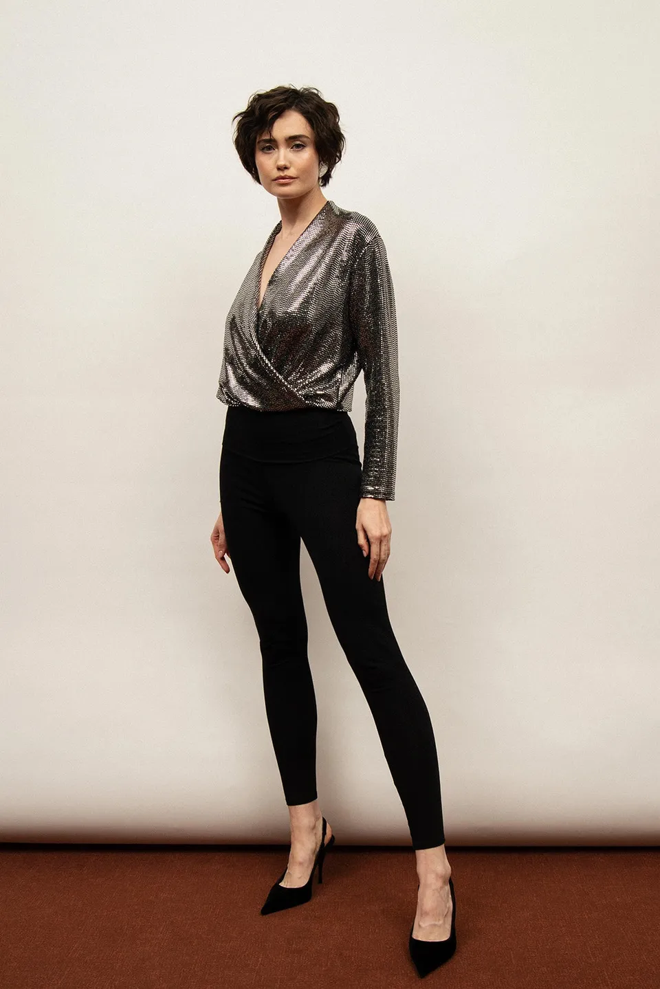 Nudyess Nora body Black połyskujące