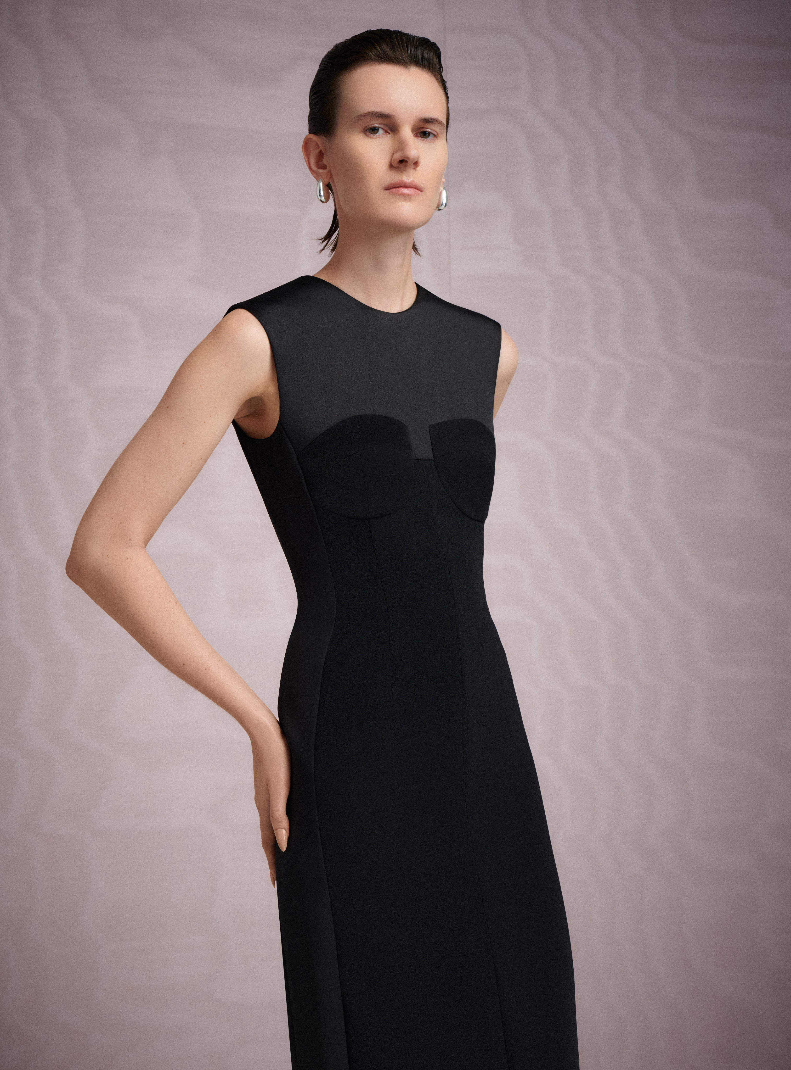 Solace London Coco sukienka wieczorowa czarna maxi