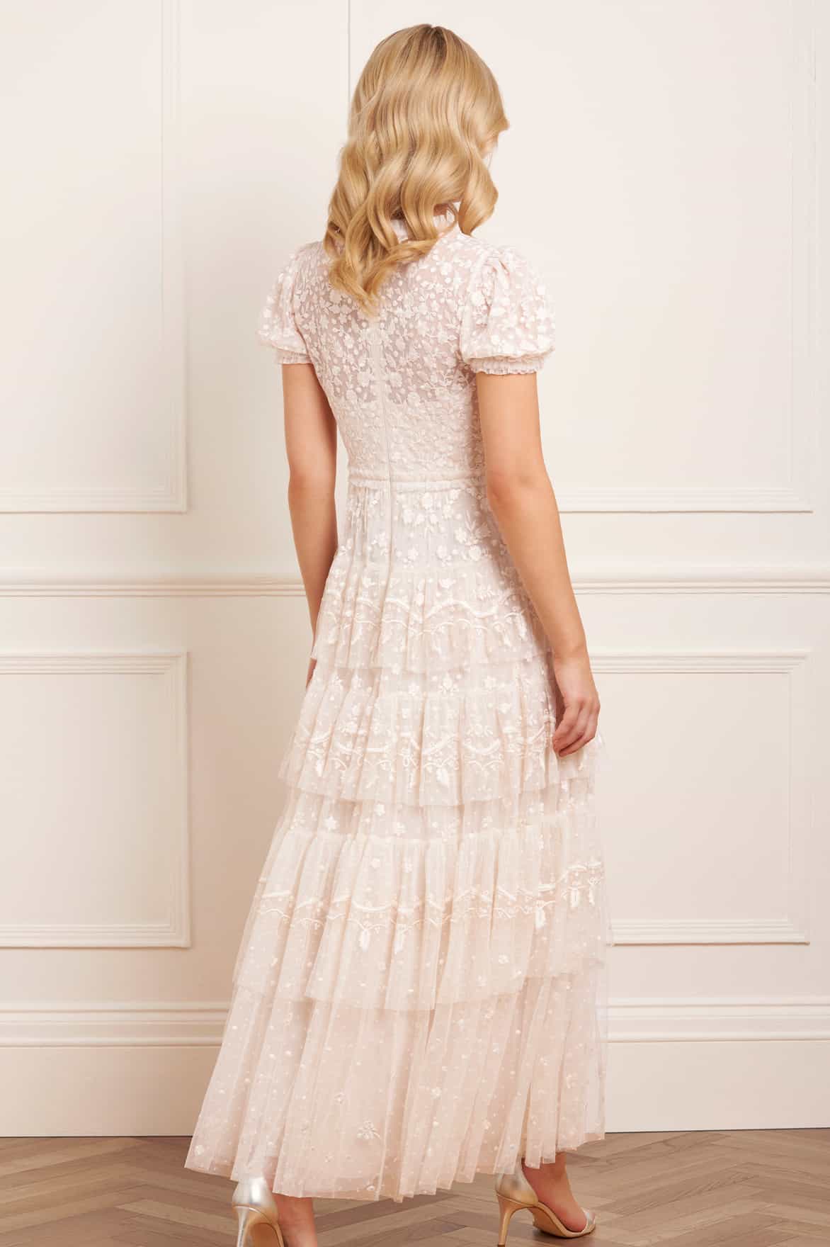 Needle & Thread Layered Lace Ankle Gown sukienka kremowa koronkowa