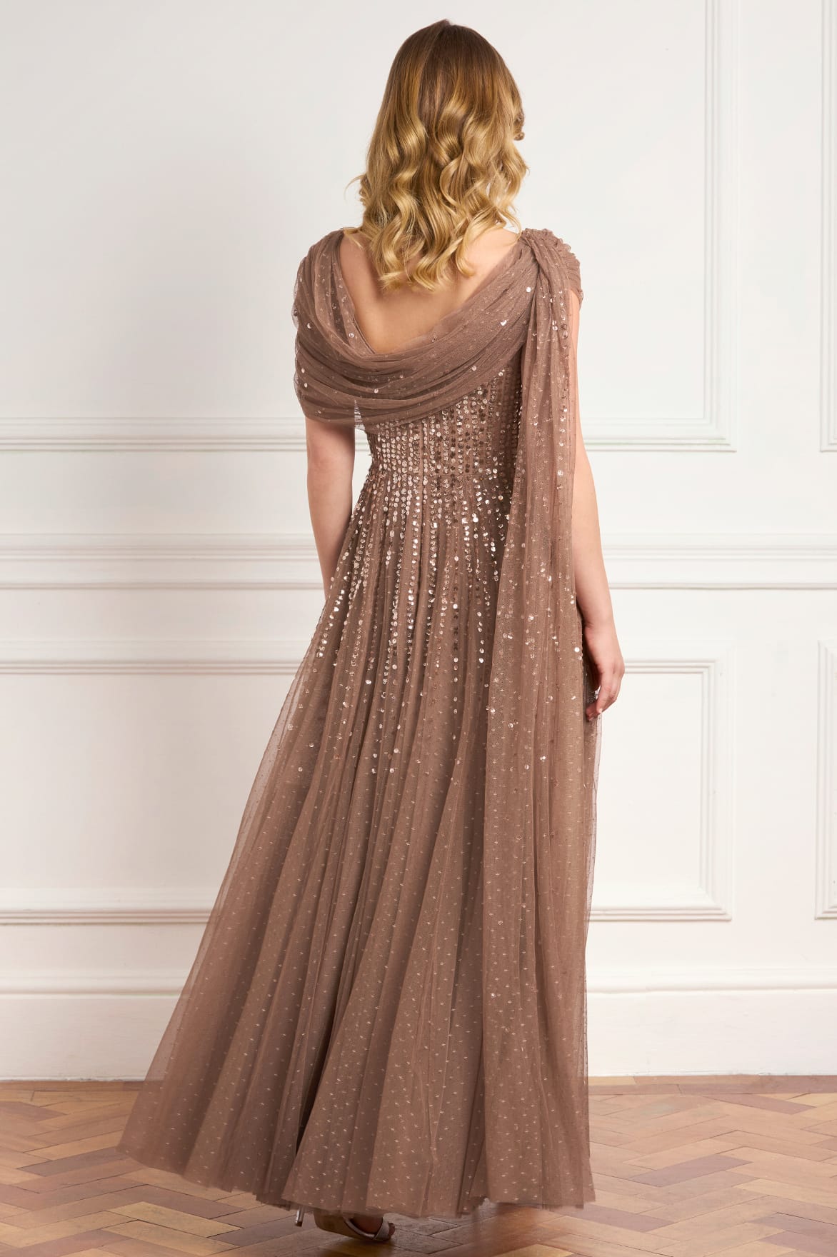 Needle & Thread Moonlight Draped suknia brązowa maxi