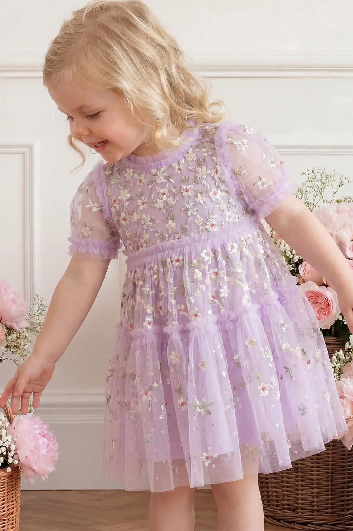 Needle & Thread Garland Ribbon Baby Dress sukienka liliowa z haftem