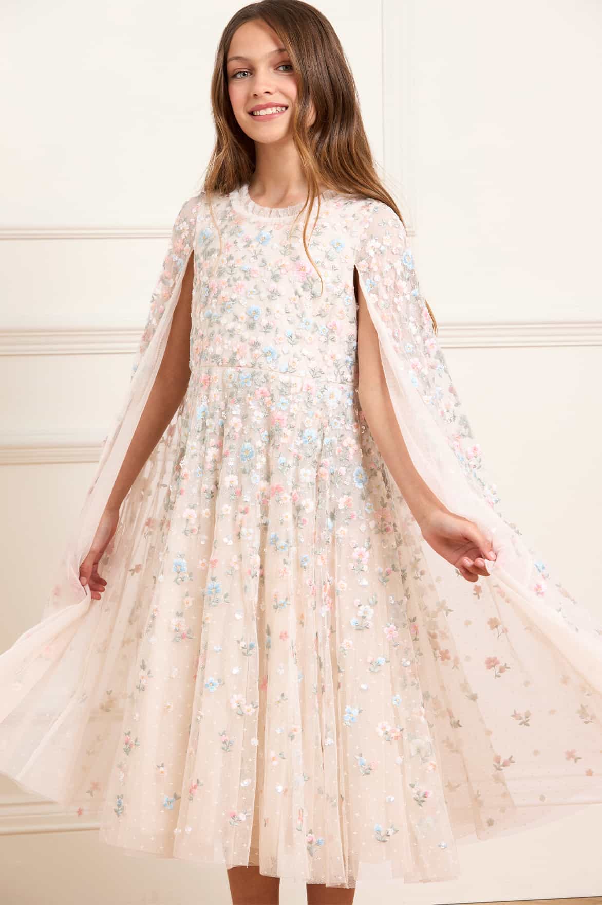 Needle & Thread Dahlia Ditsy Cape Kids Dress sukienka kremowa