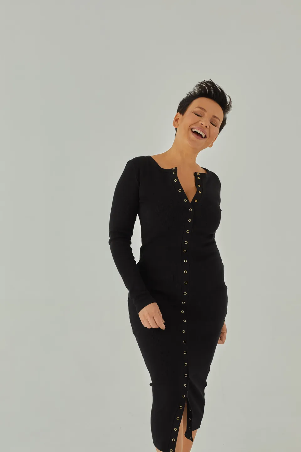Nudyess Delta sukienka midi na napy Black