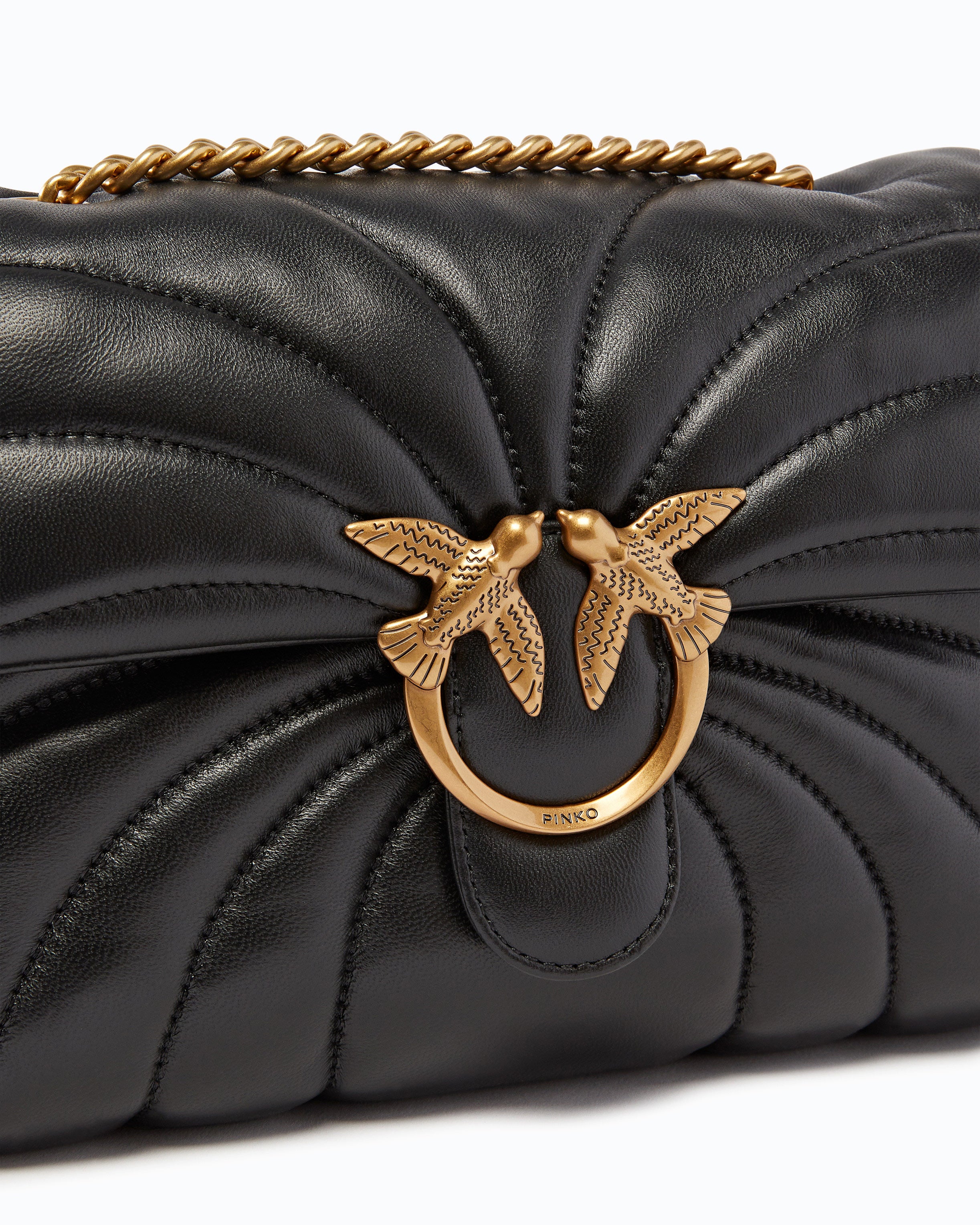 Pinko Love Bag Puff torebka czarna pikowana motyl