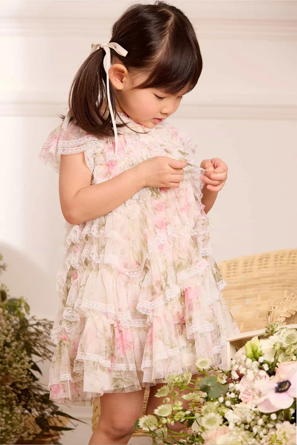 Needle & Thread Rose Ruffle sukienka niemowlęca różowa