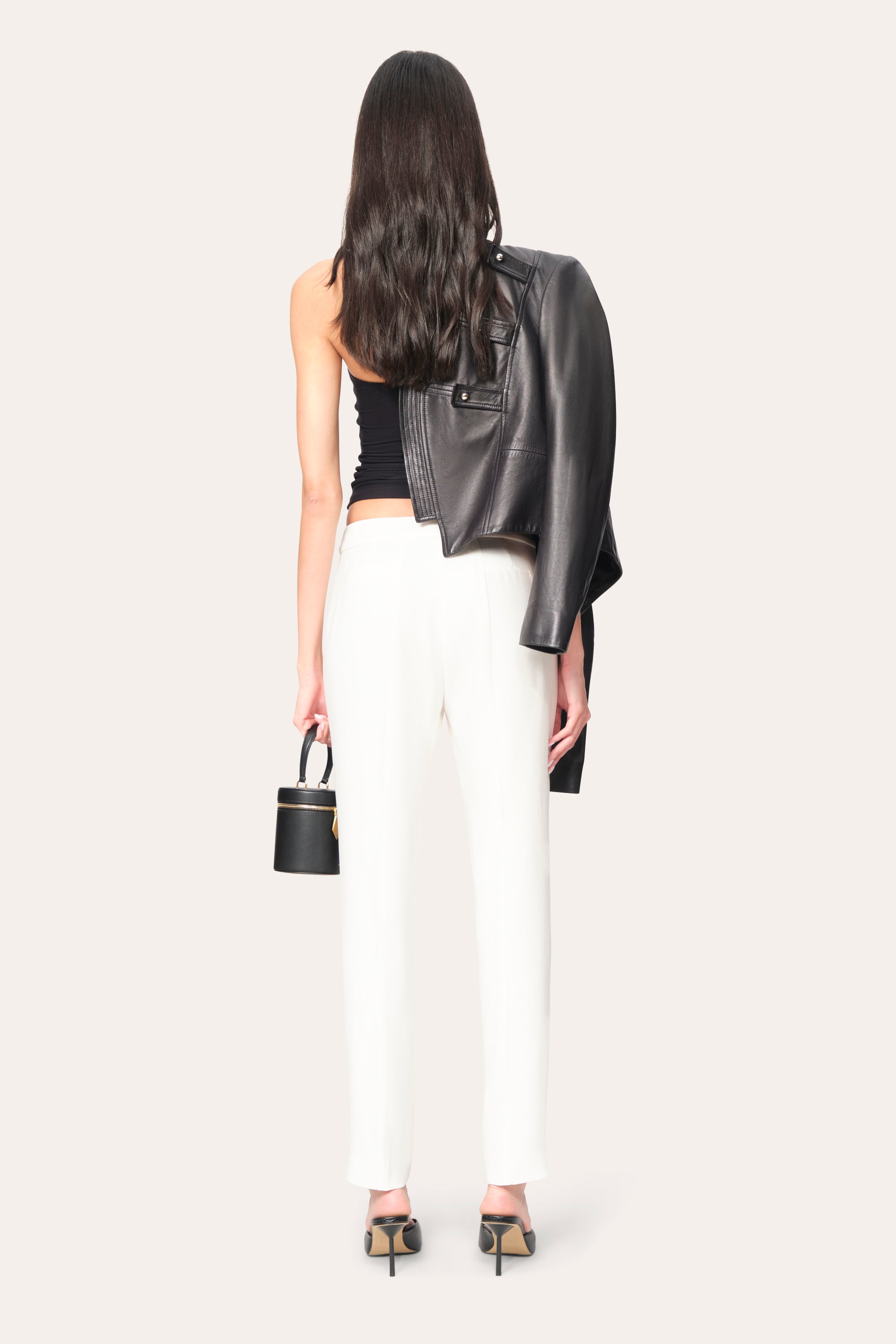 Elie Tahari Slim Crepe spodnie Foam wąskie długie