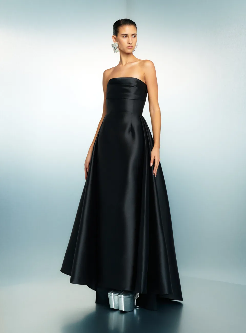 Solace London Tiffany sukienka wieczorowa maxi czarna