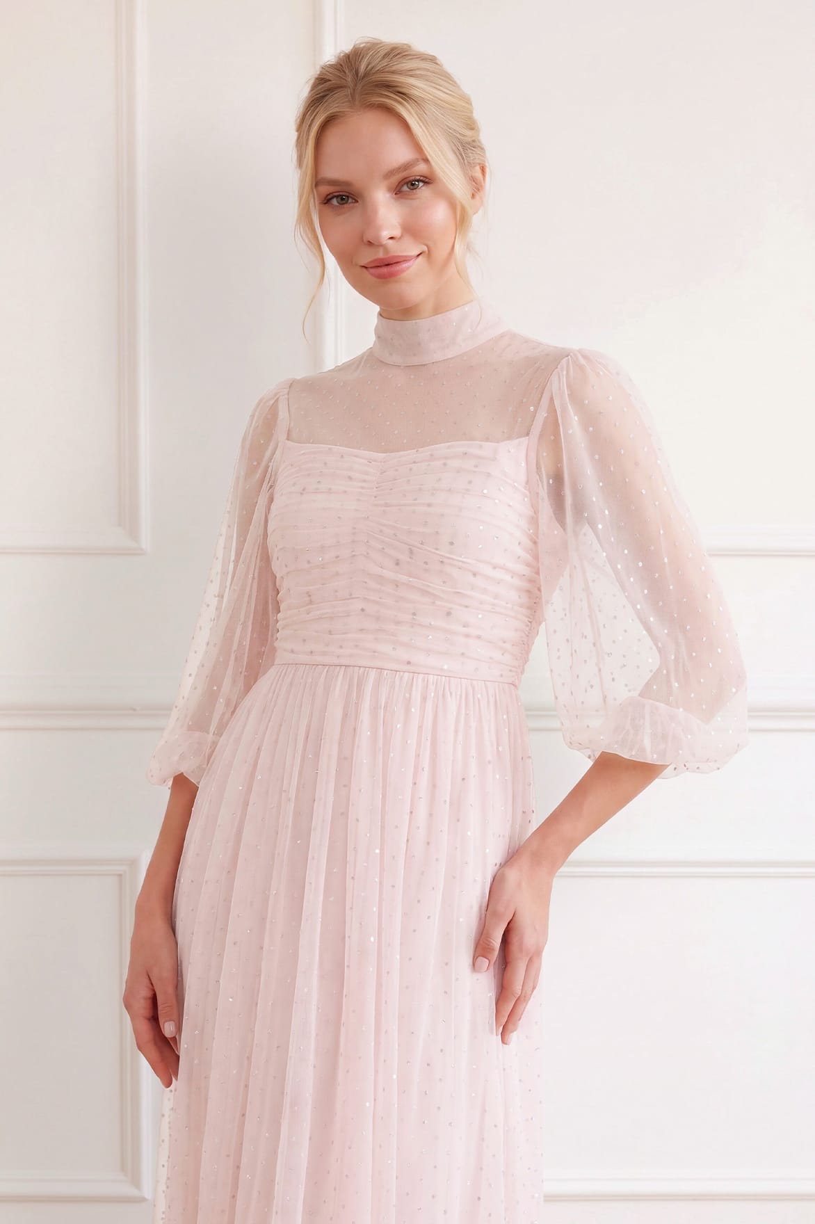 Needle & Thread Amaya Shimmer Long Sleeve Gown suknia różowa