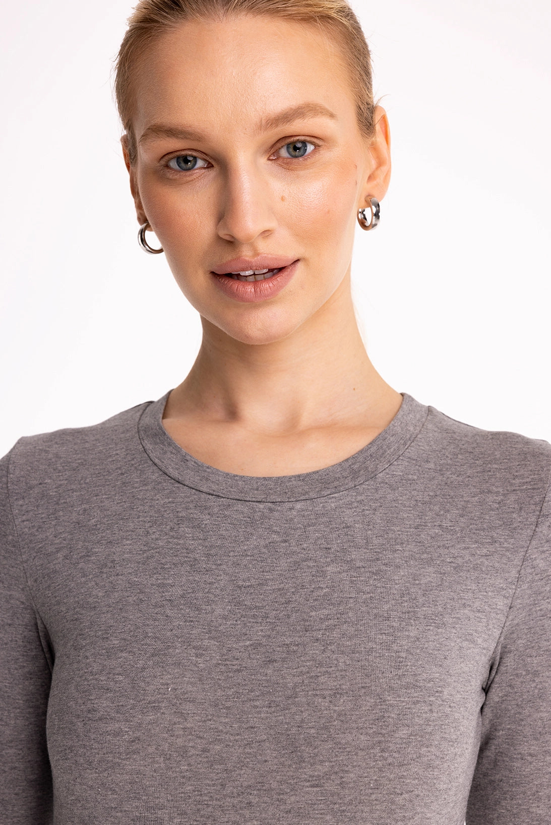 Nudyess Shape gładka sukienka maxi Dark Melange