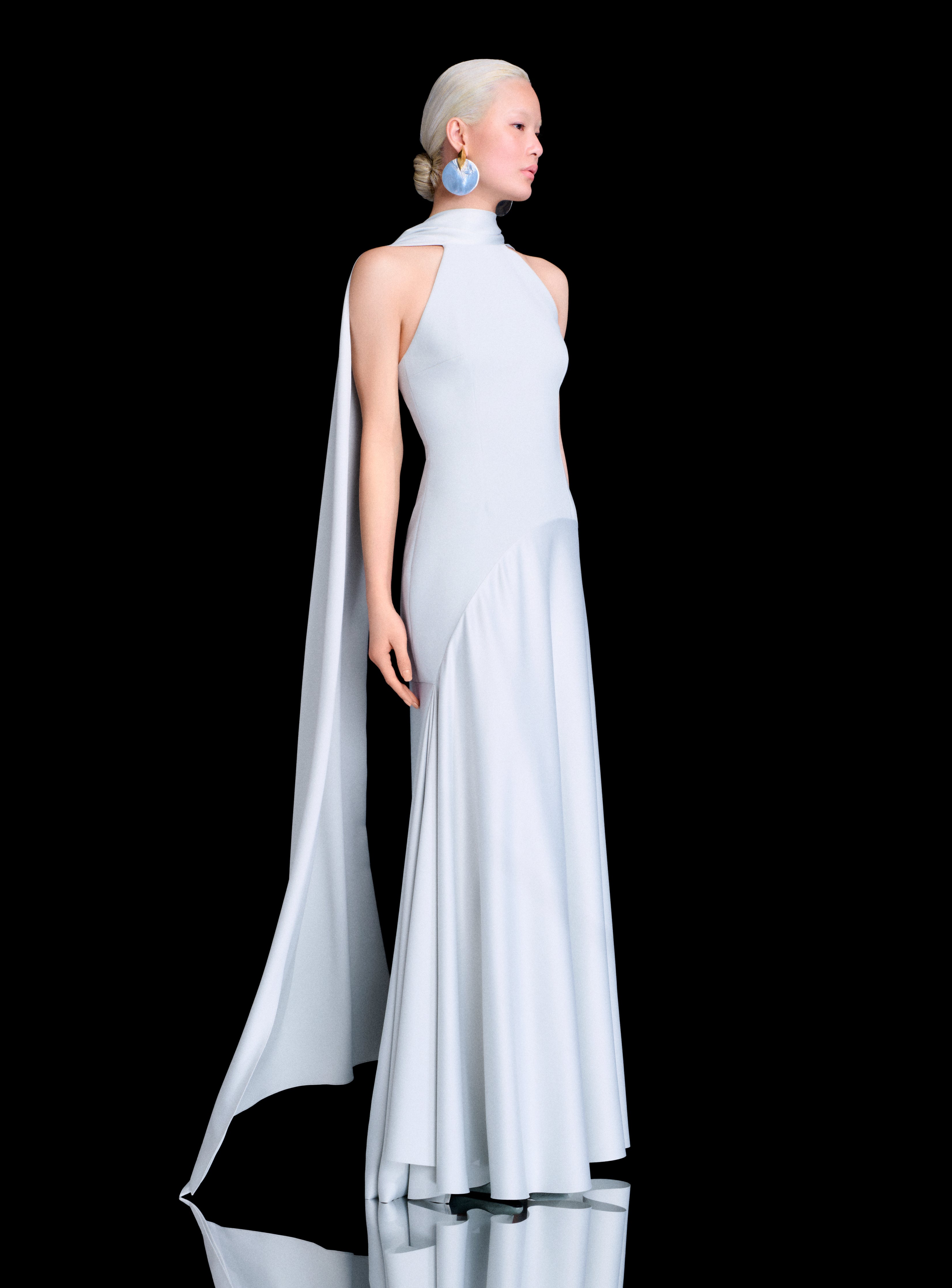 Solace London Cece sukienka maxi srebrna halter