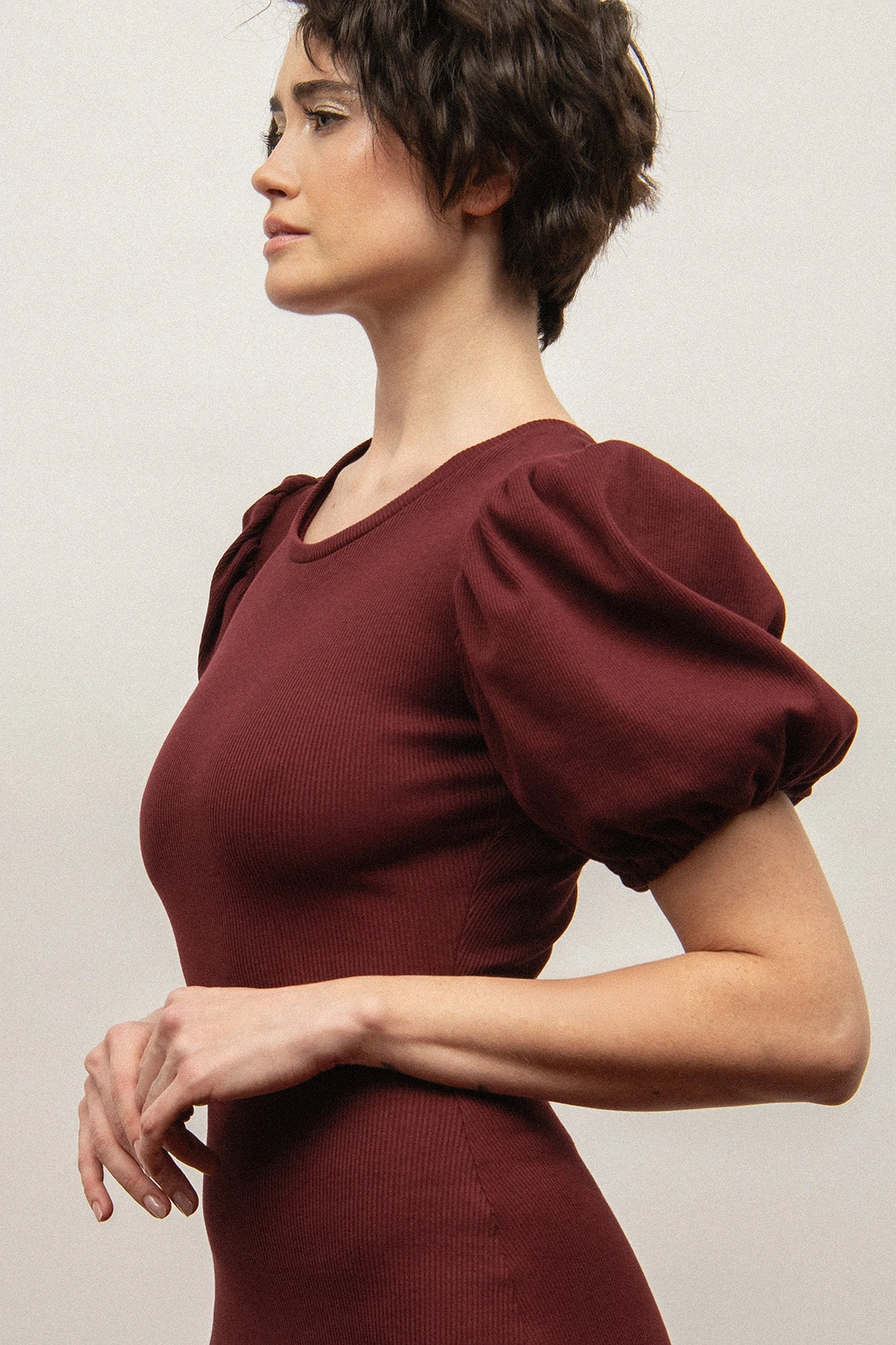 Nudyess Susan sukienka midi Burgund bufki