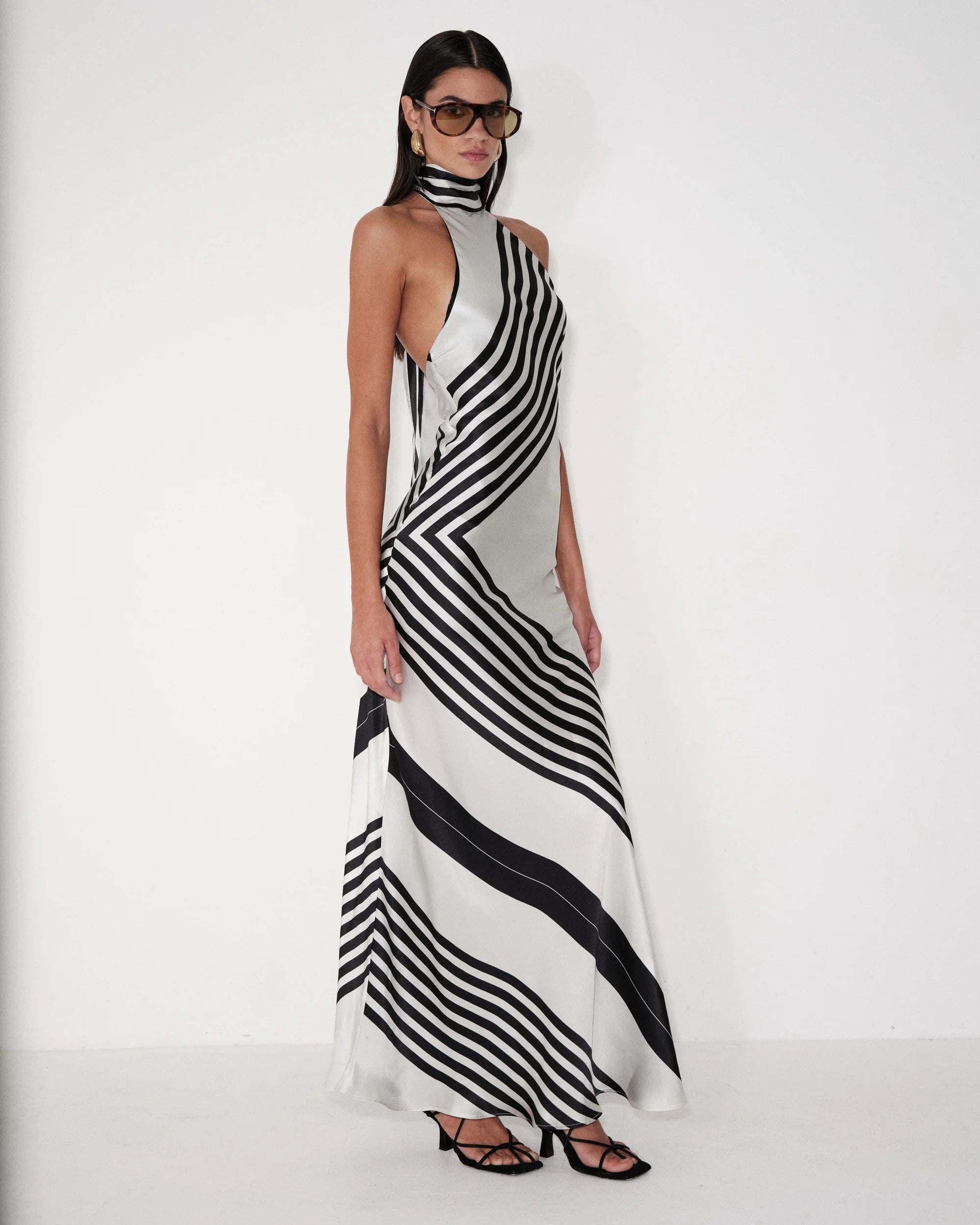 Delfi Collective Sonya sukienka paski maxi