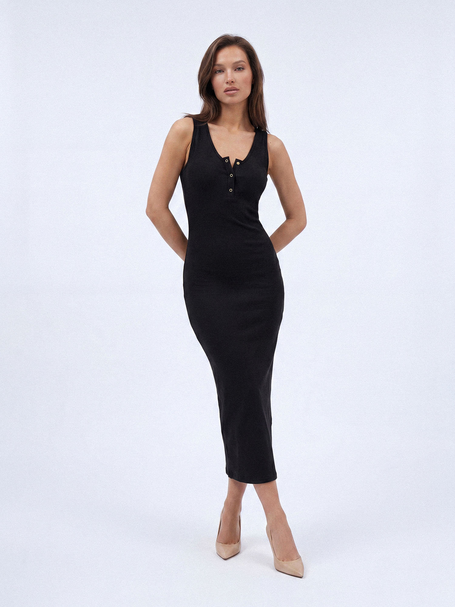 Nudyess Louisiana sukienka midi Black dekolt V