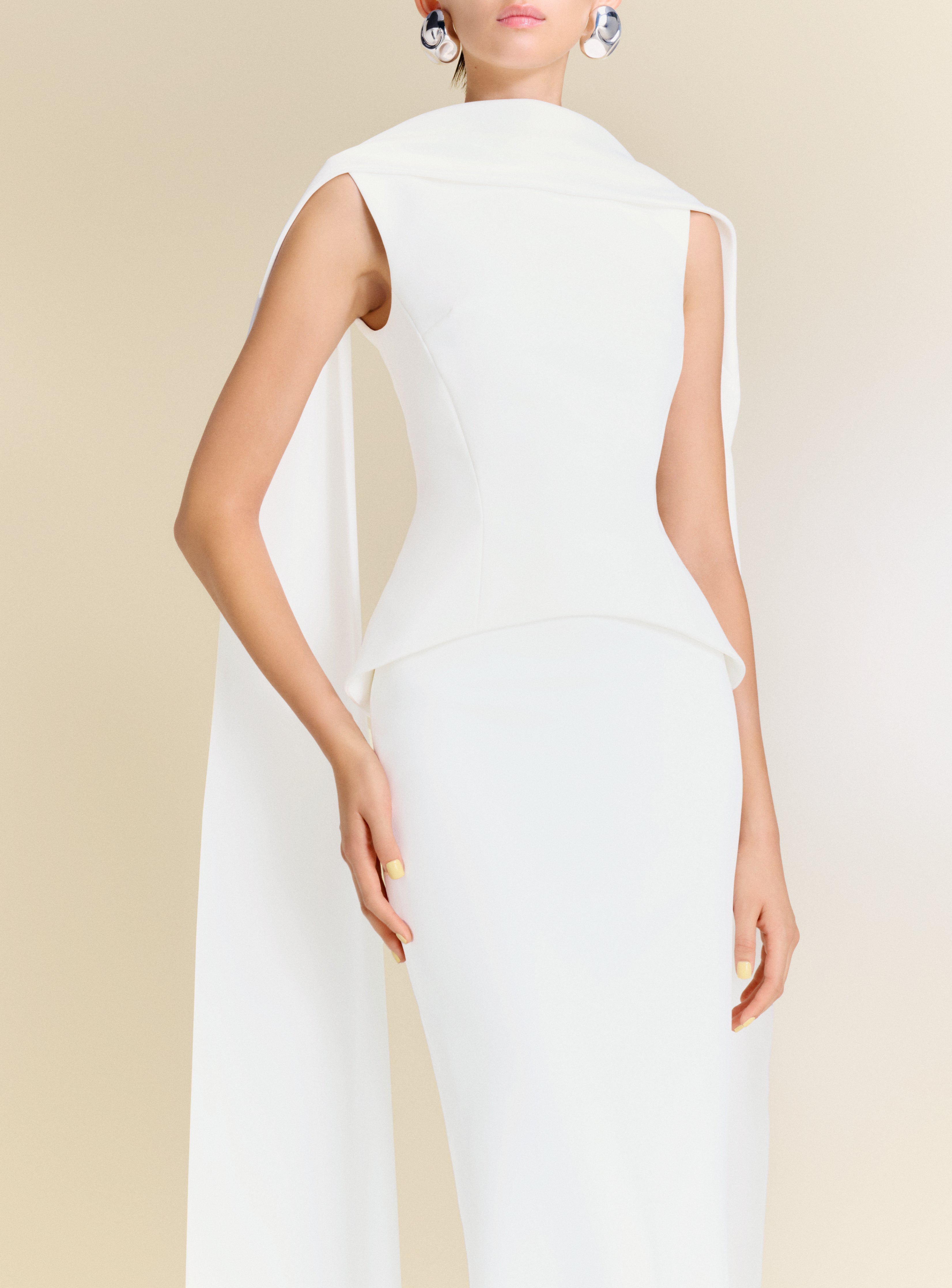 Solace London Annie sukienka maxi kremowa ślubna