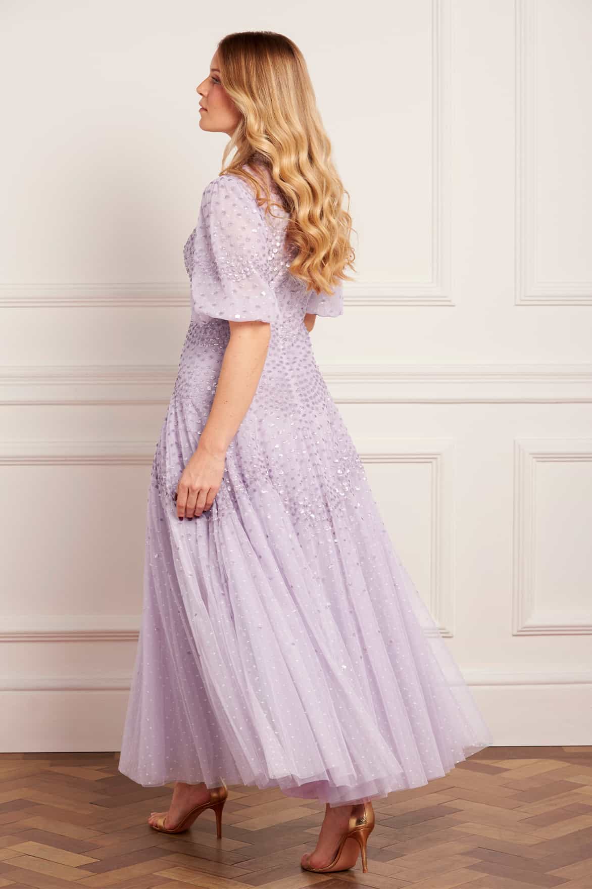 Needle & Thread Scallop Sequin V-Neck sukienka fioletowa