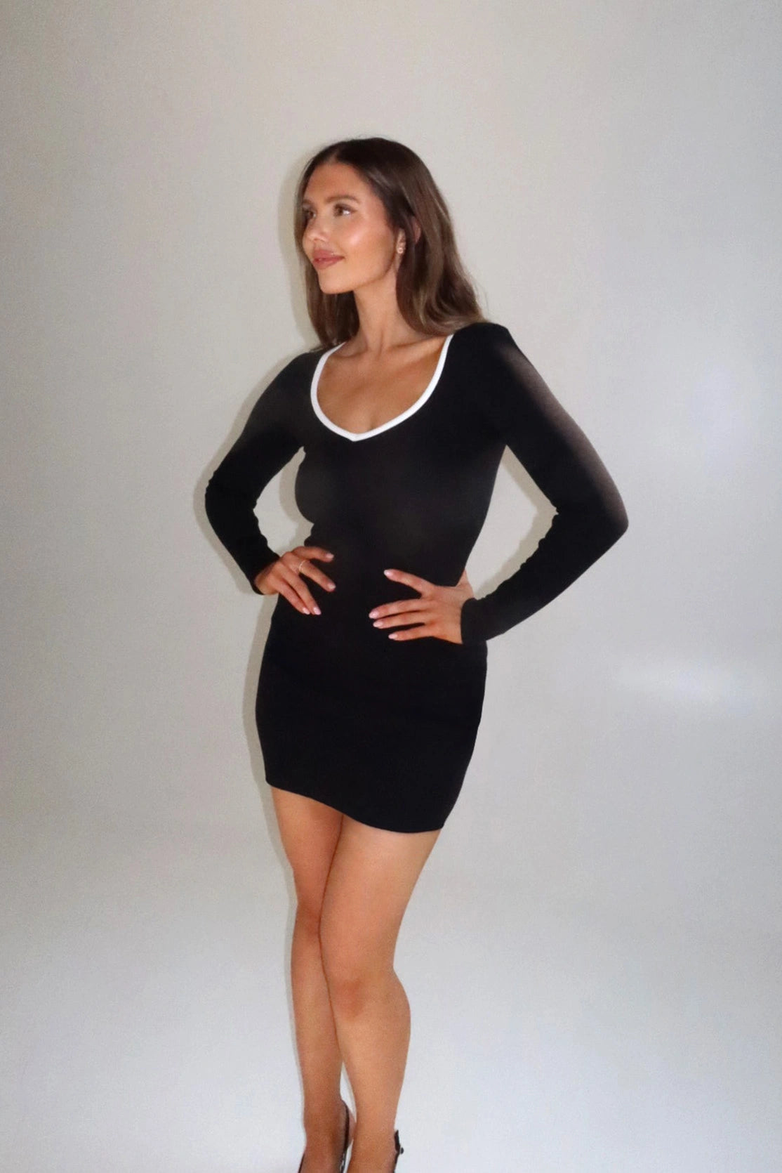 Nudyess Loren Oreo sukienka mini Black prążkowana