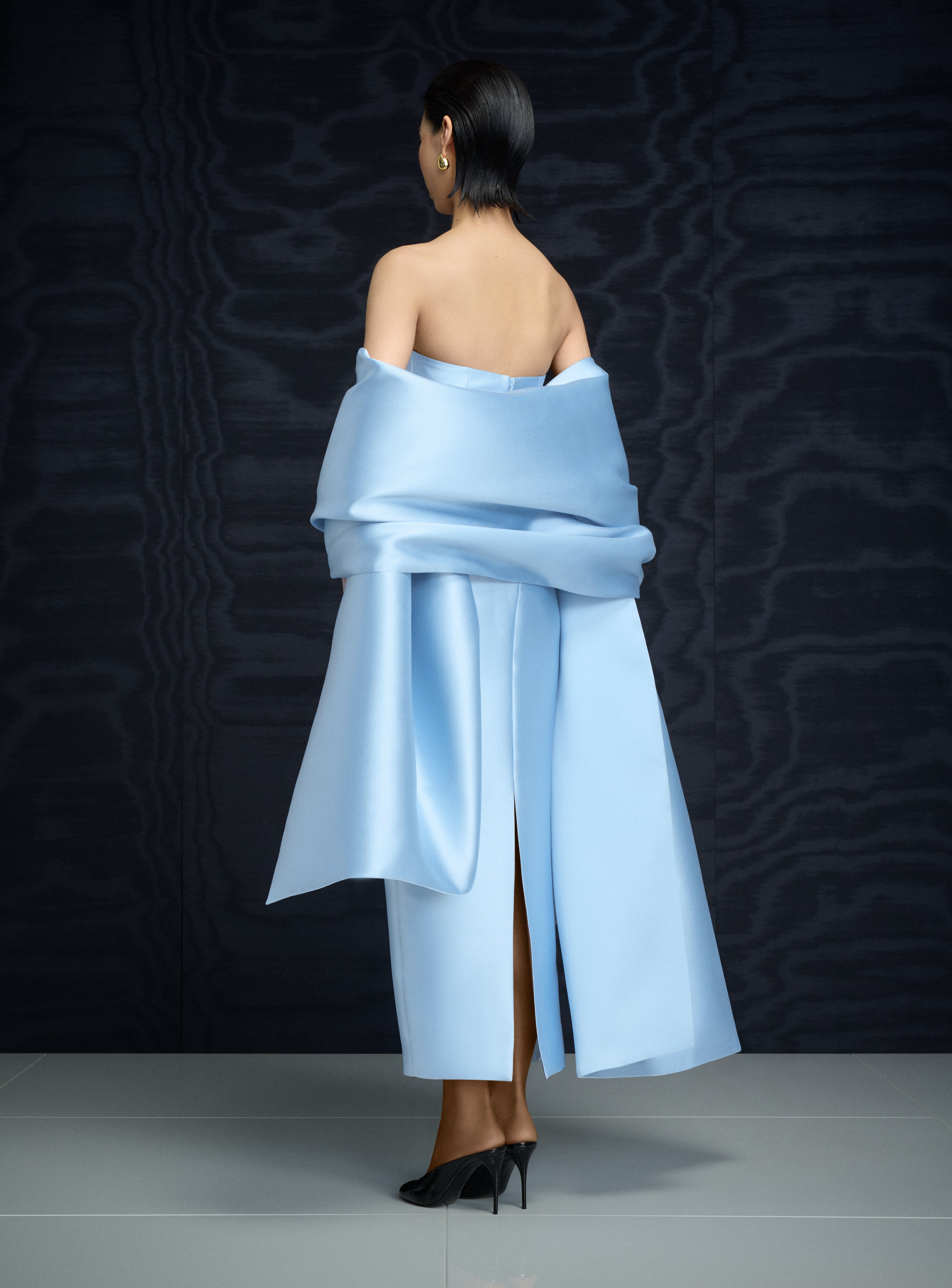 Solace London Renee sukienka Ice Blue bez ramiączek