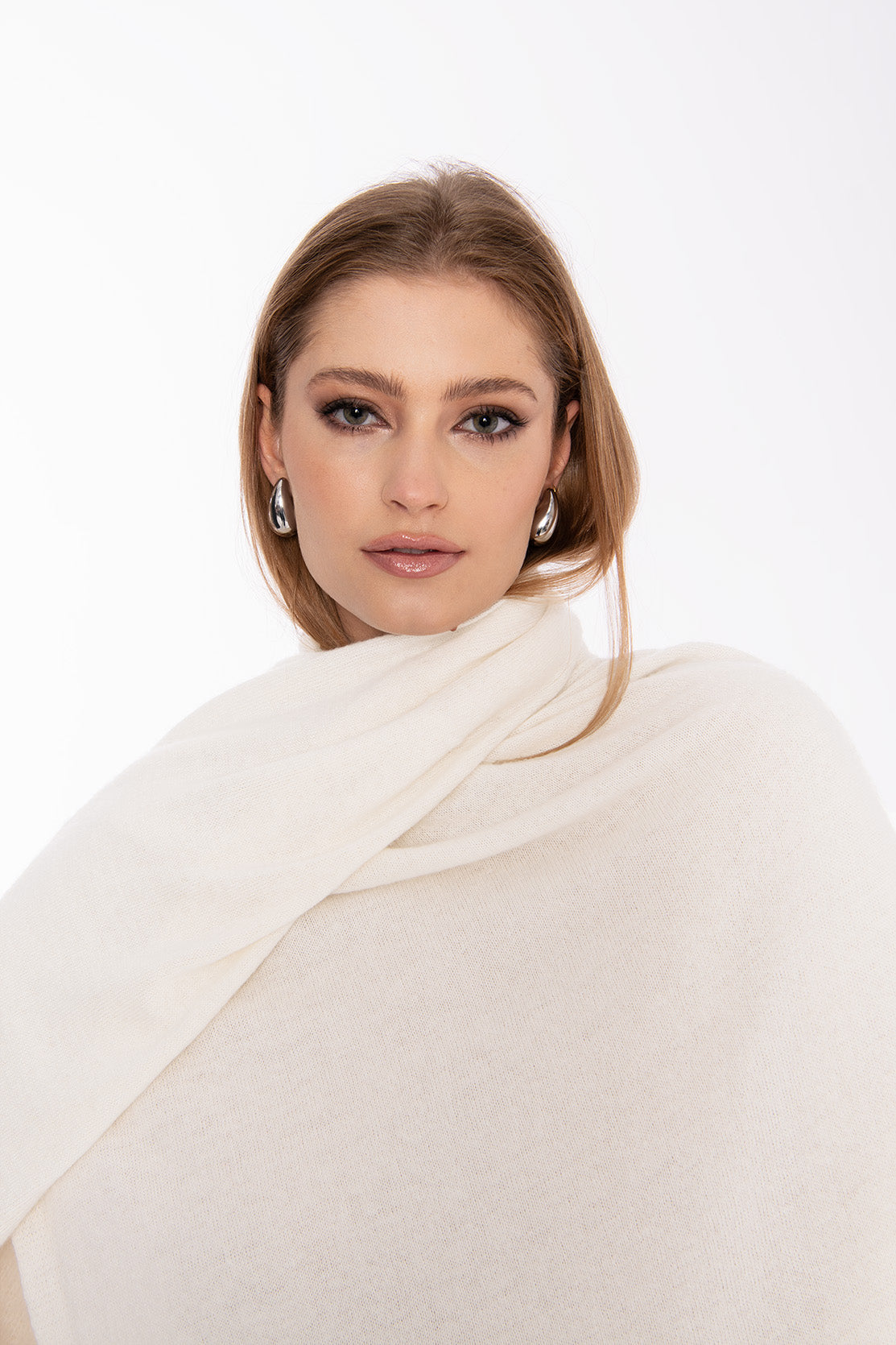 Nudyess Tiny szalik zimowy Ecru wełna merino