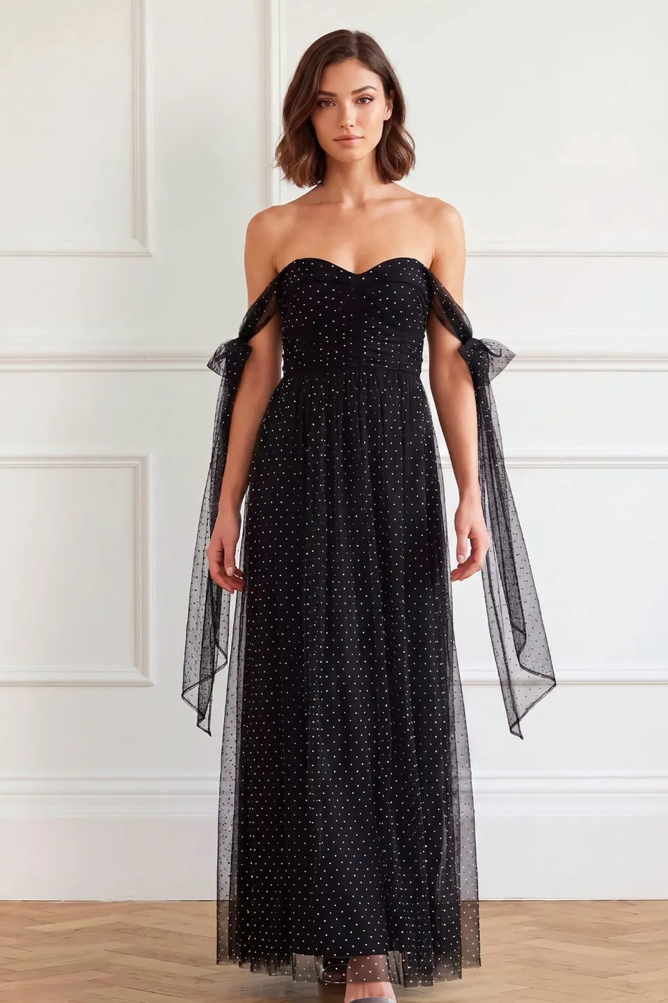 Needle & Thread Amaya Shimmer Gown sukienka czarna z kryształami