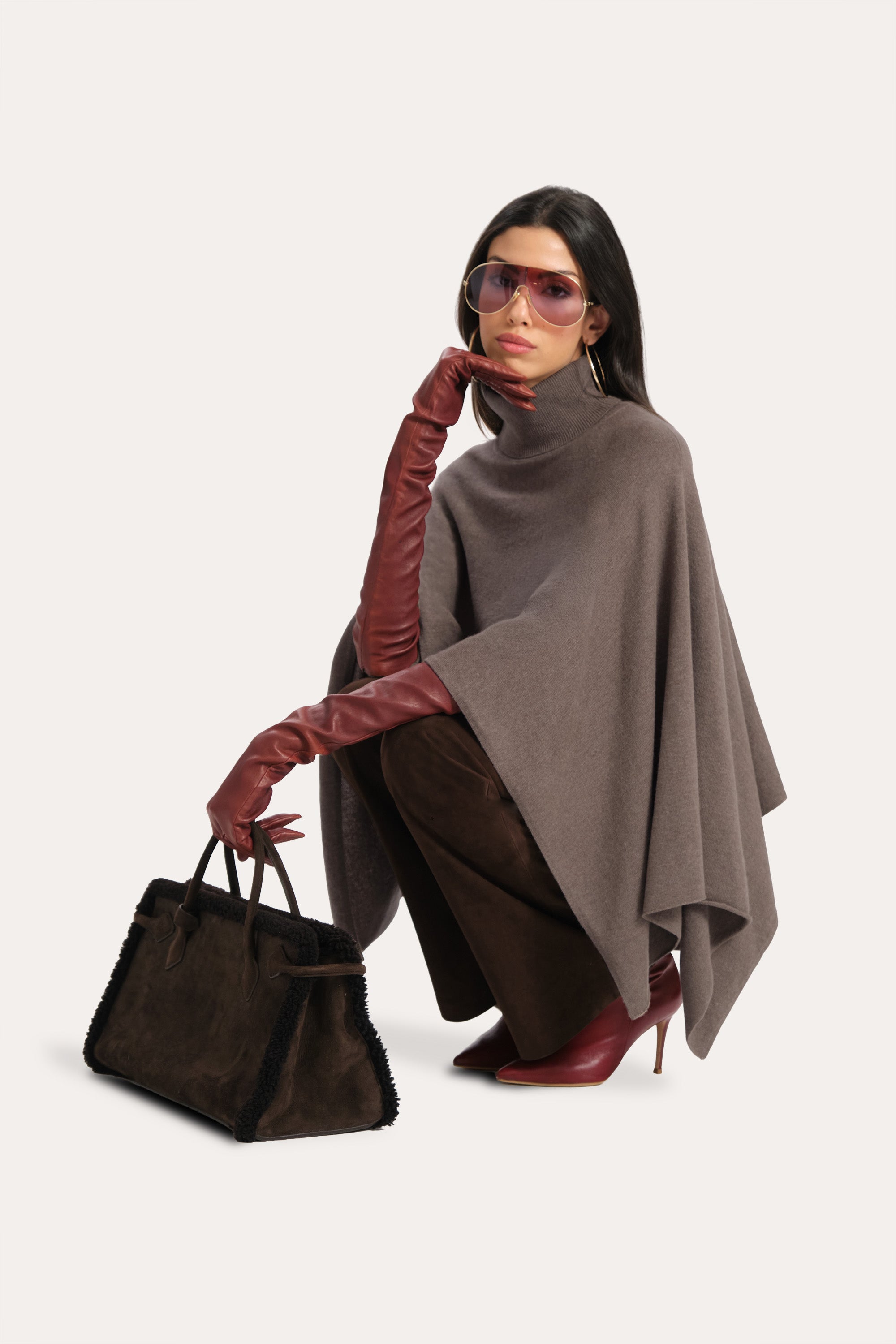 Elie Tahari Kennedy ponczo kaszmirowe golf tobacco