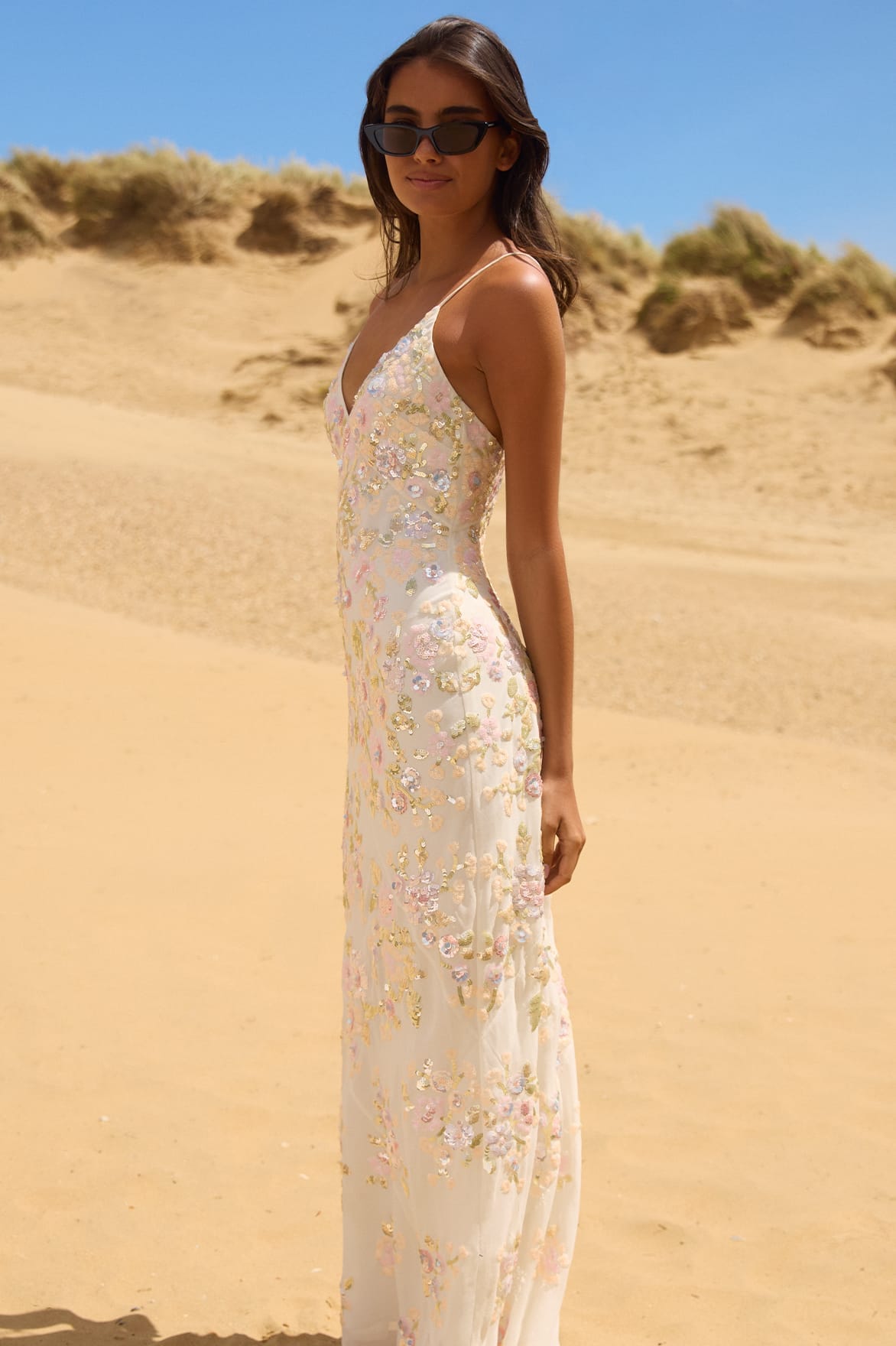 Needle & Thread Sequin Paradise Georgette Cami Gown sukienka biała