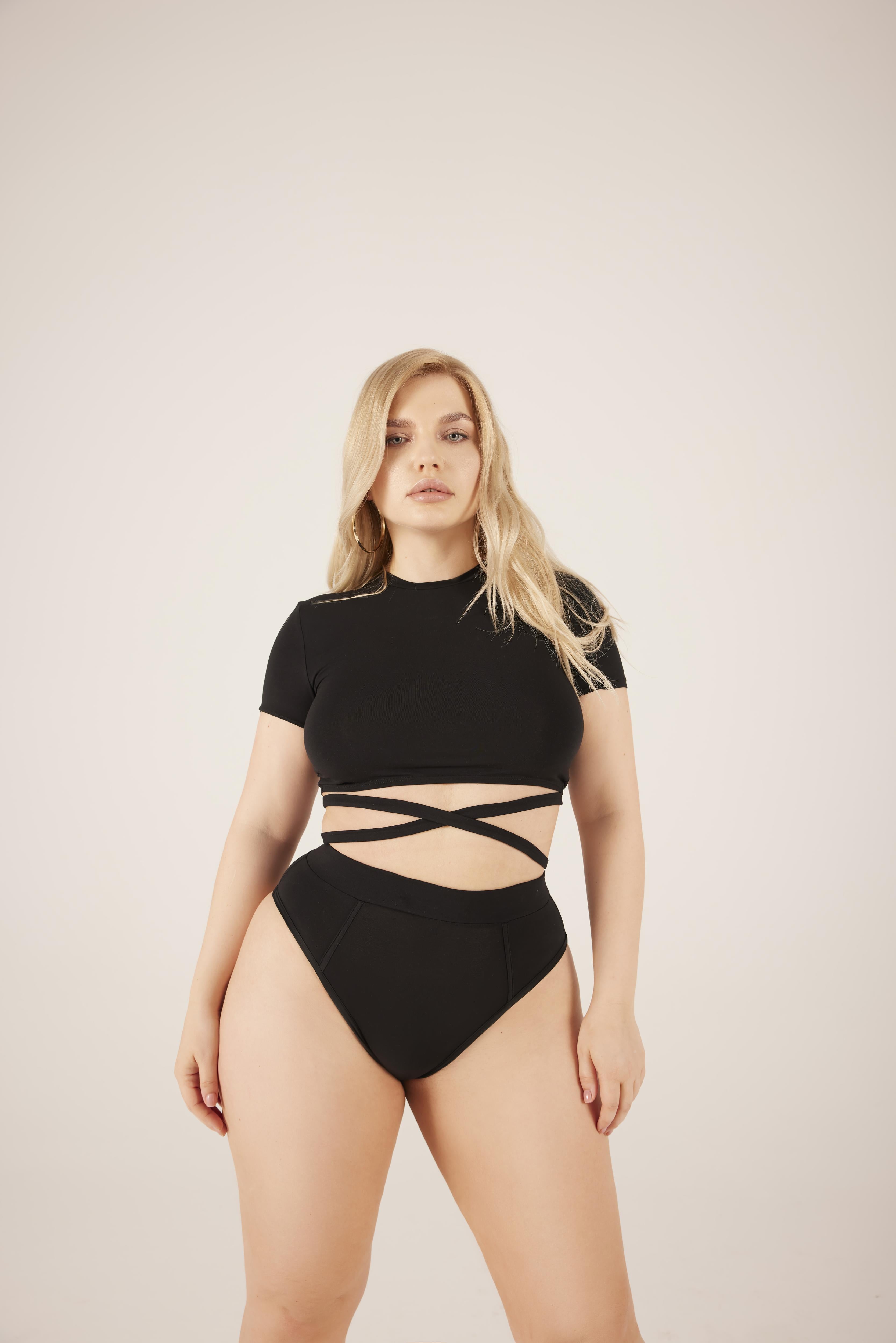Nudyess Top With Knot top Black wiązany mikromodal