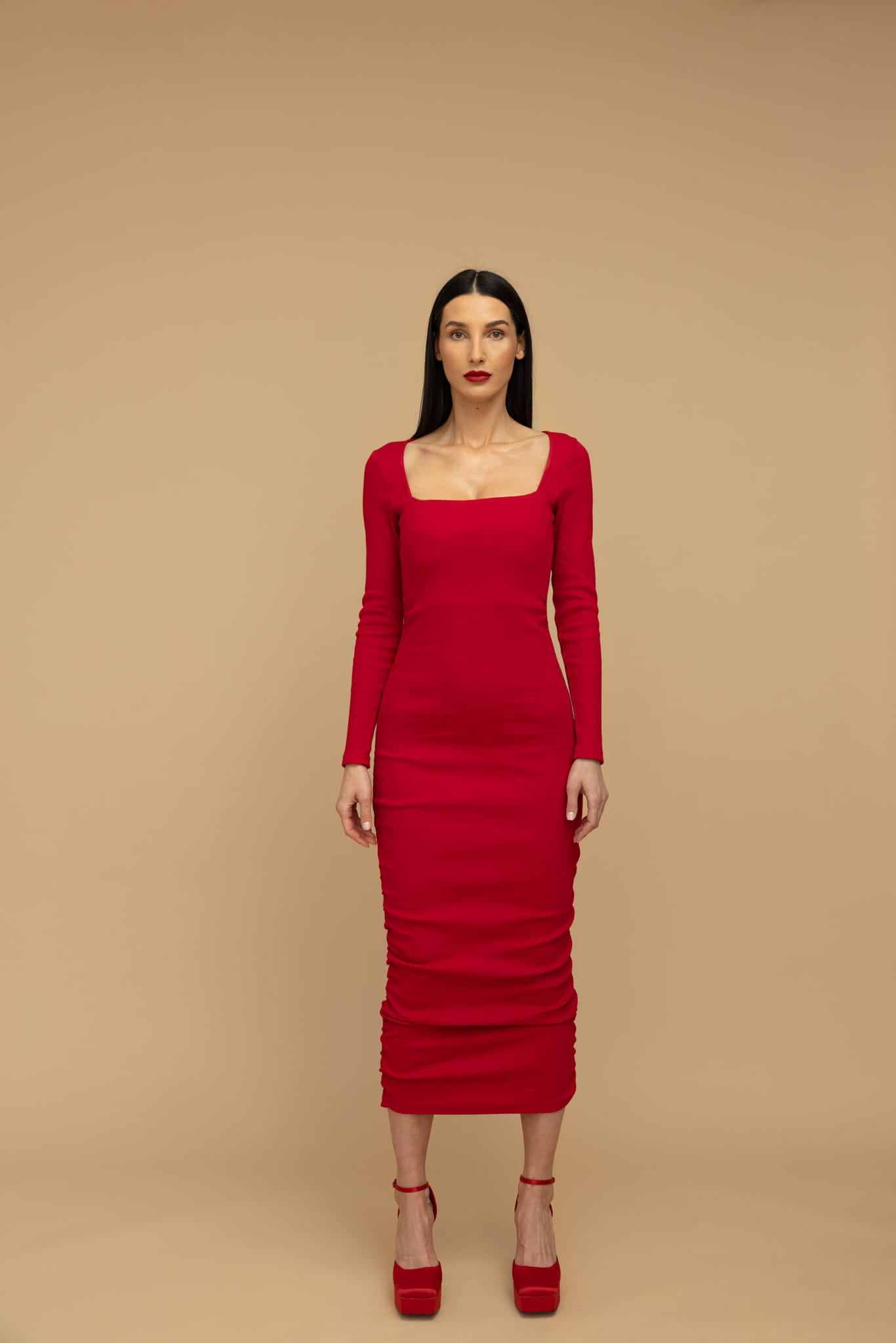 Nudyess Kiss sukienka midi prążkowana Red
