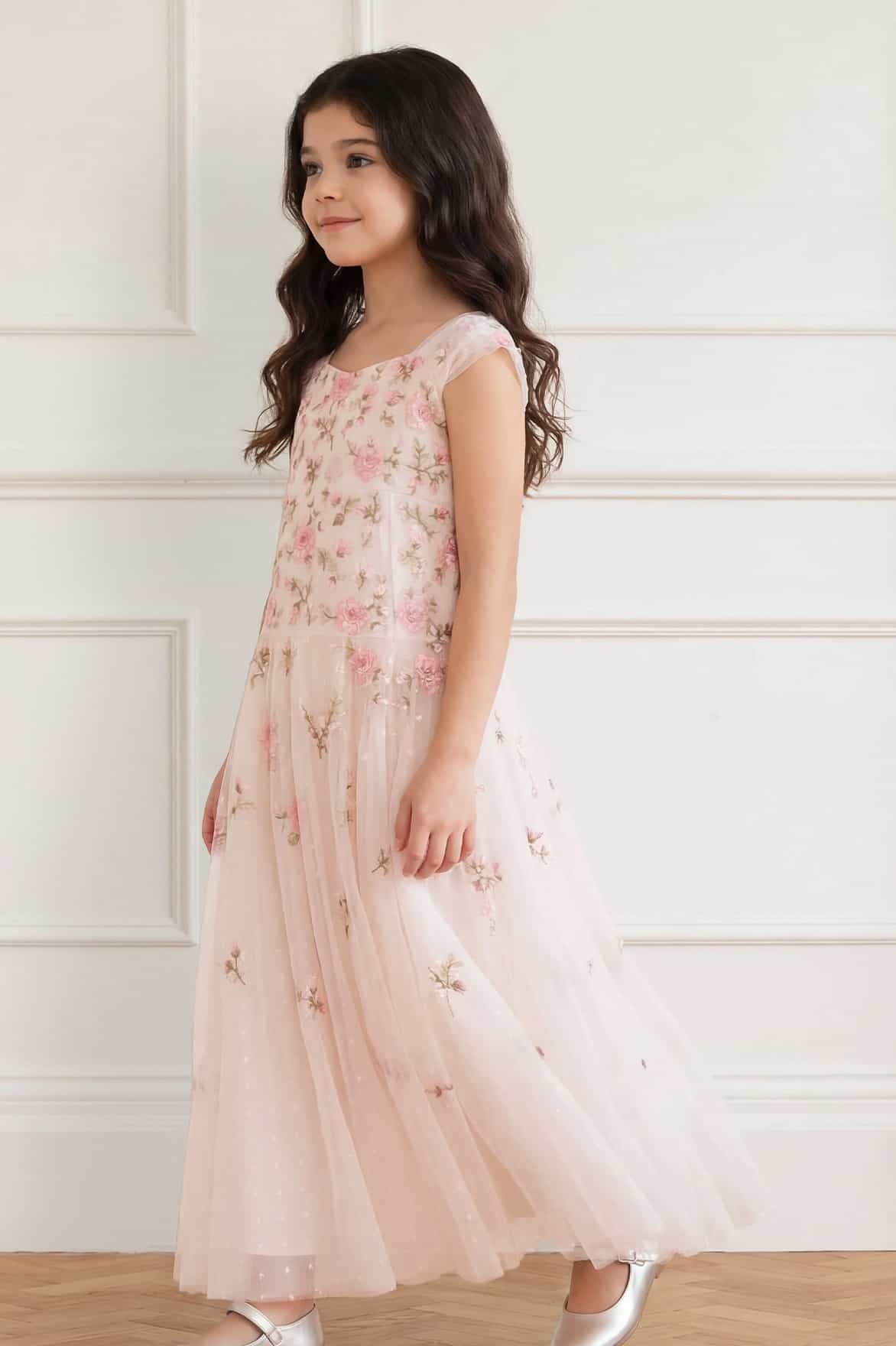 Needle & Thread Mayflower Ditsy Kids Gown sukienka kremowa długa