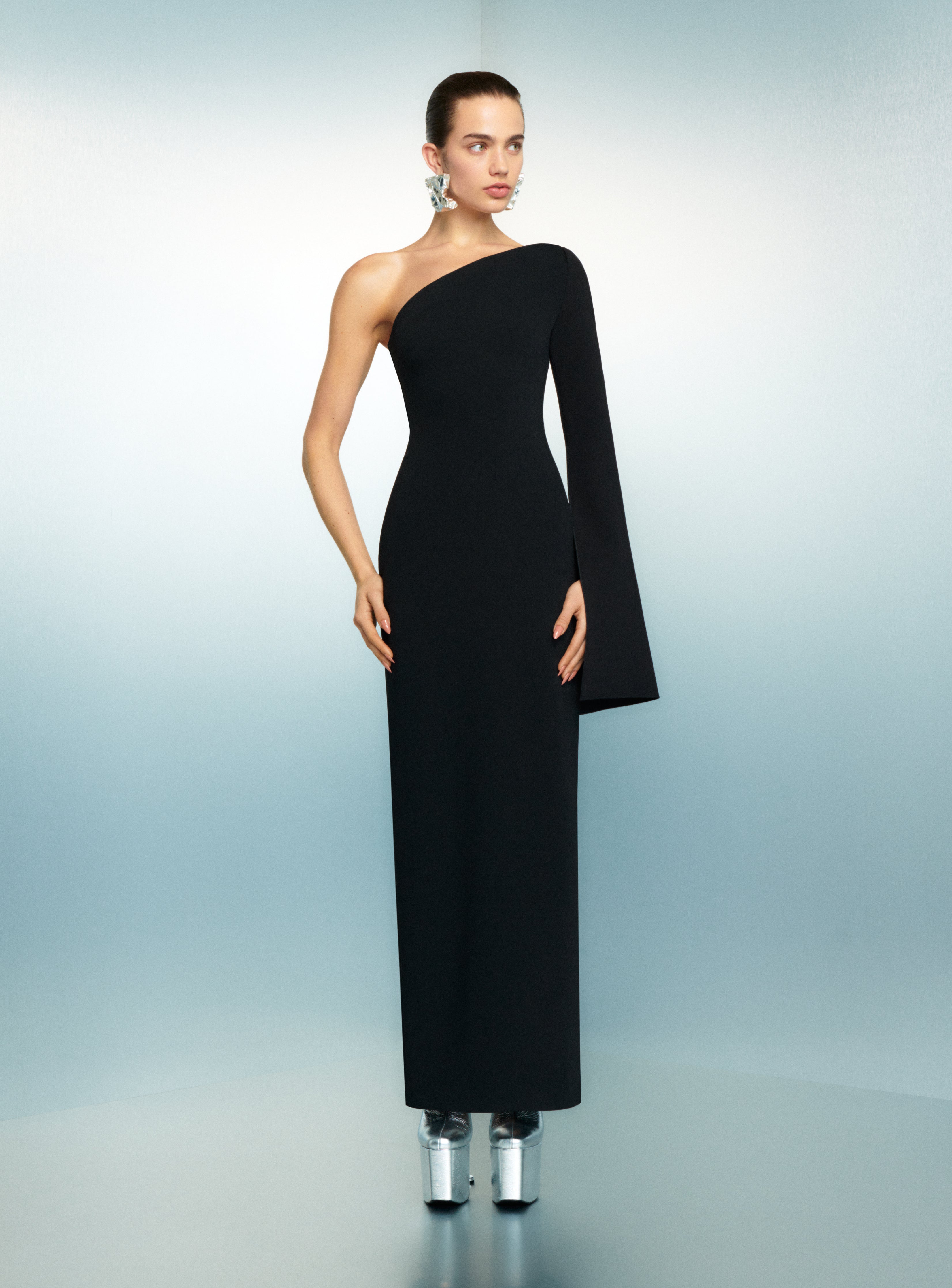 Solace London Alina Maxi sukienka czarna długi rękaw