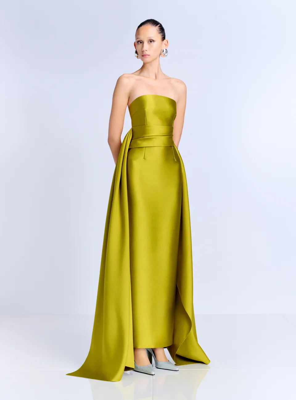 Solace London Elara sukienka wieczorowa chartreuse maxi