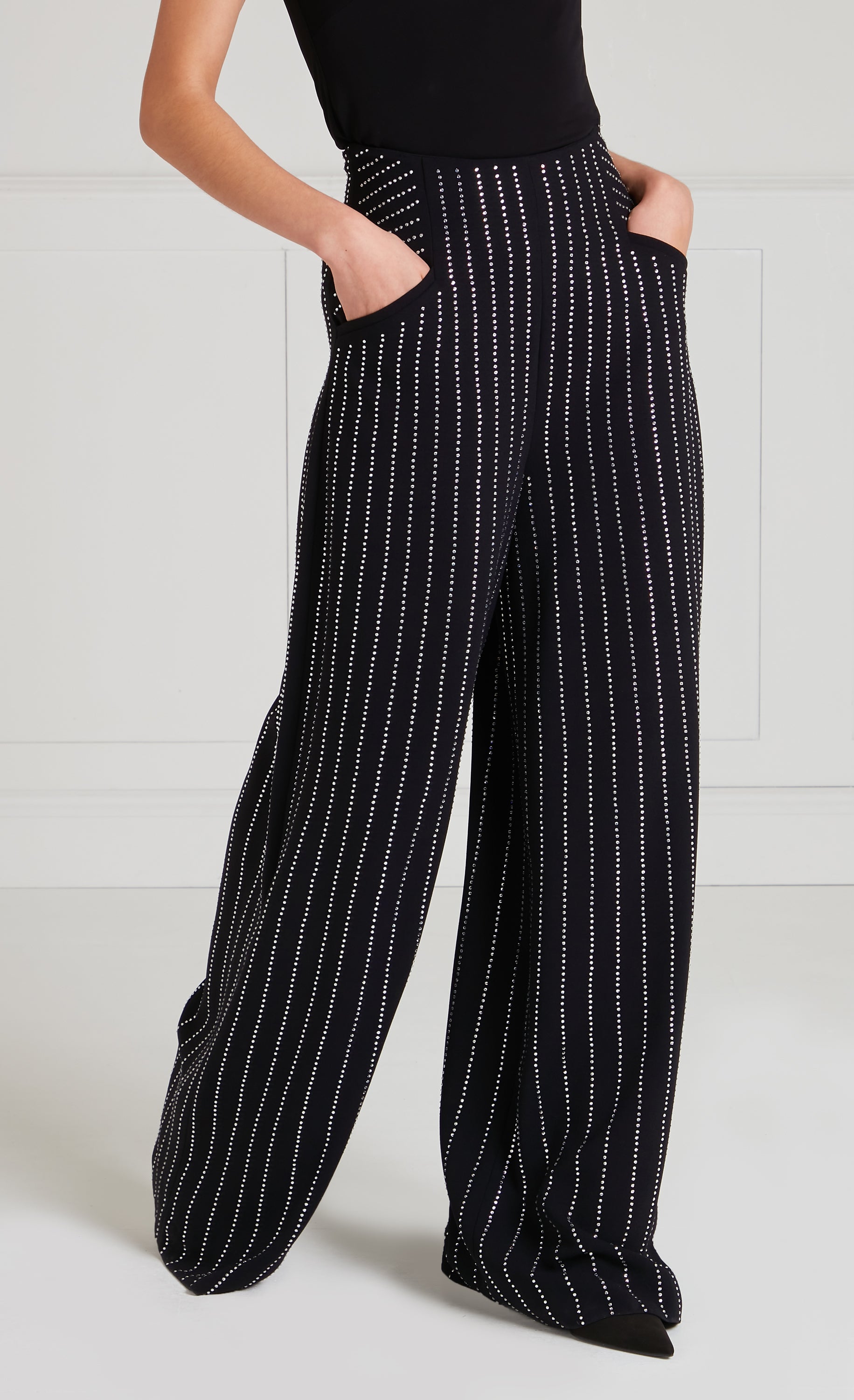 Temperley London Villanelle spodnie czarne z cyrkoniami