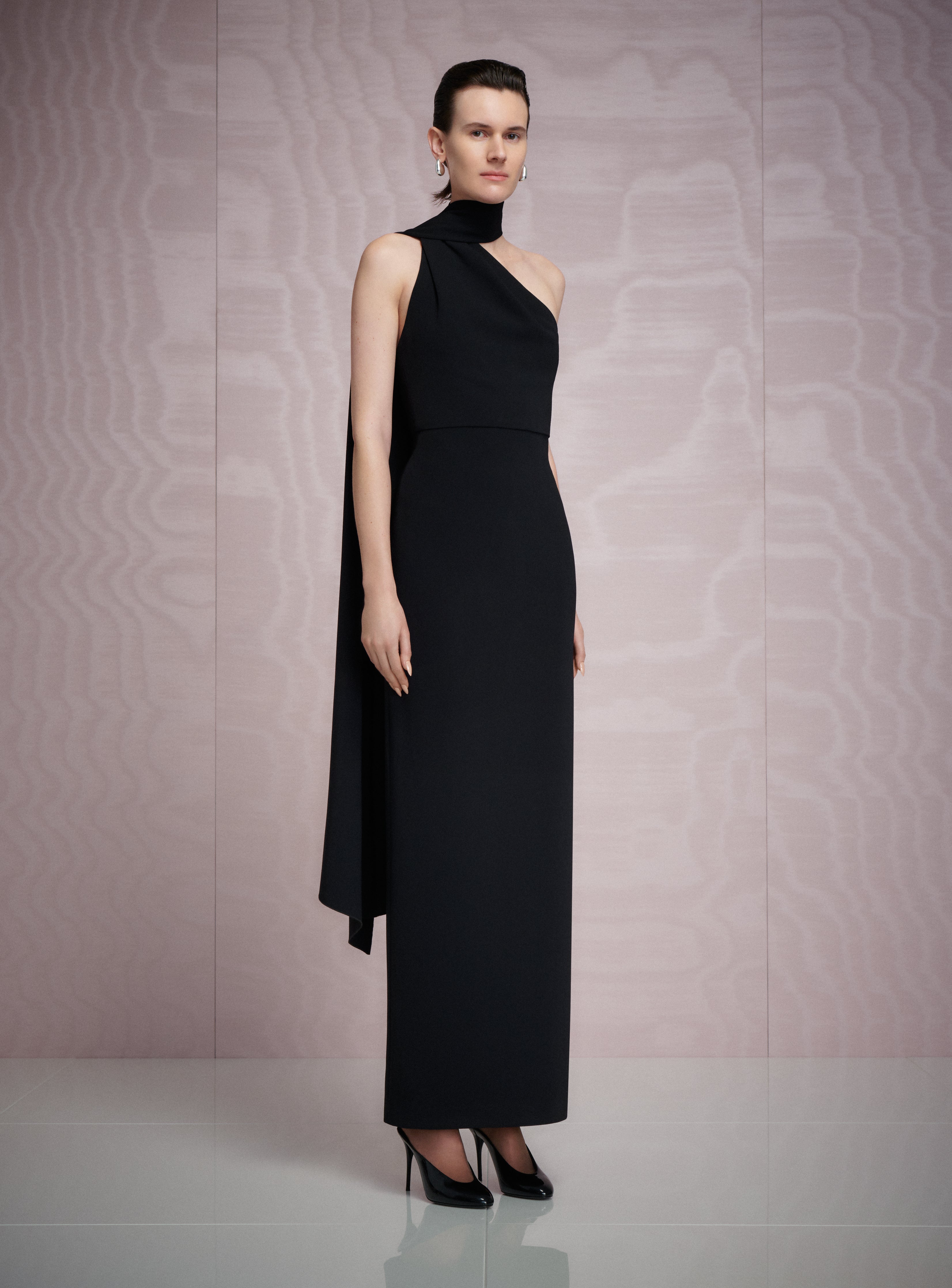 Solace London Demi sukienka czarna maxi